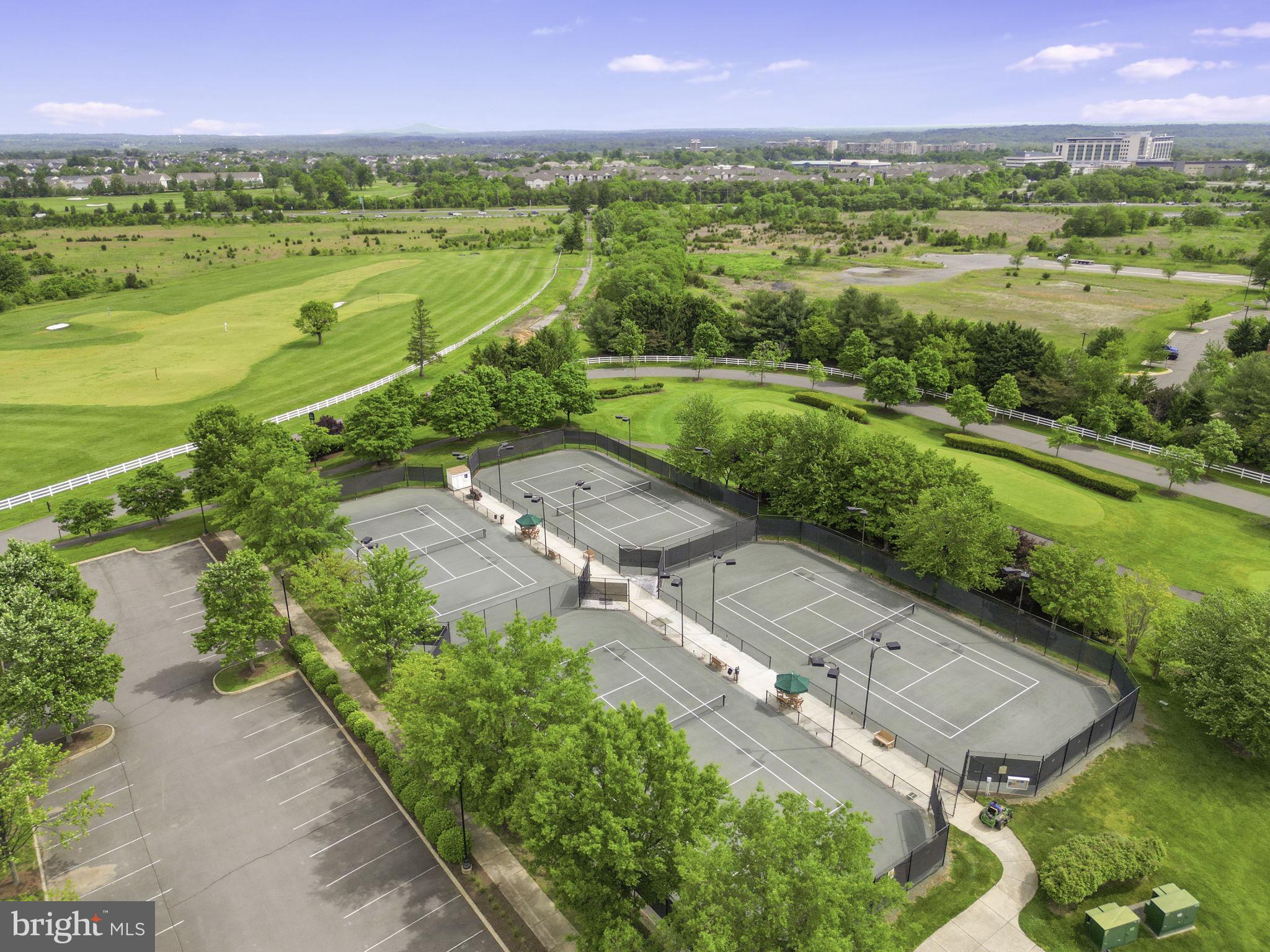 BELMONT COUNTRY CLUB - Residential