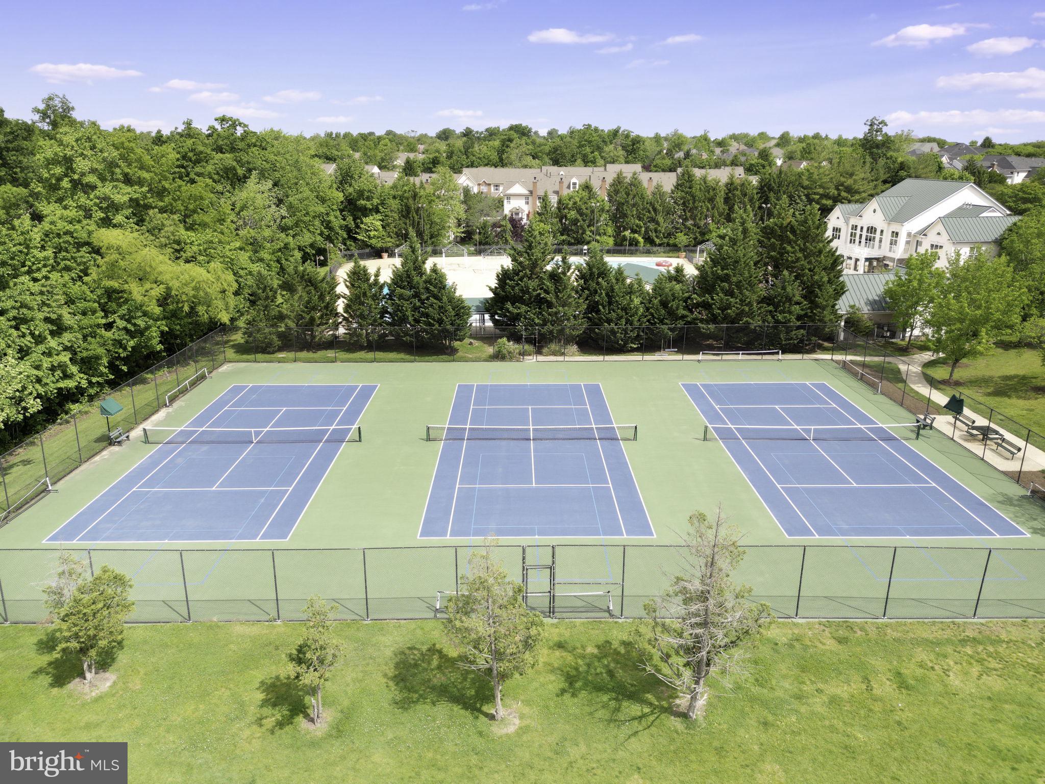 BELMONT COUNTRY CLUB - Residential
