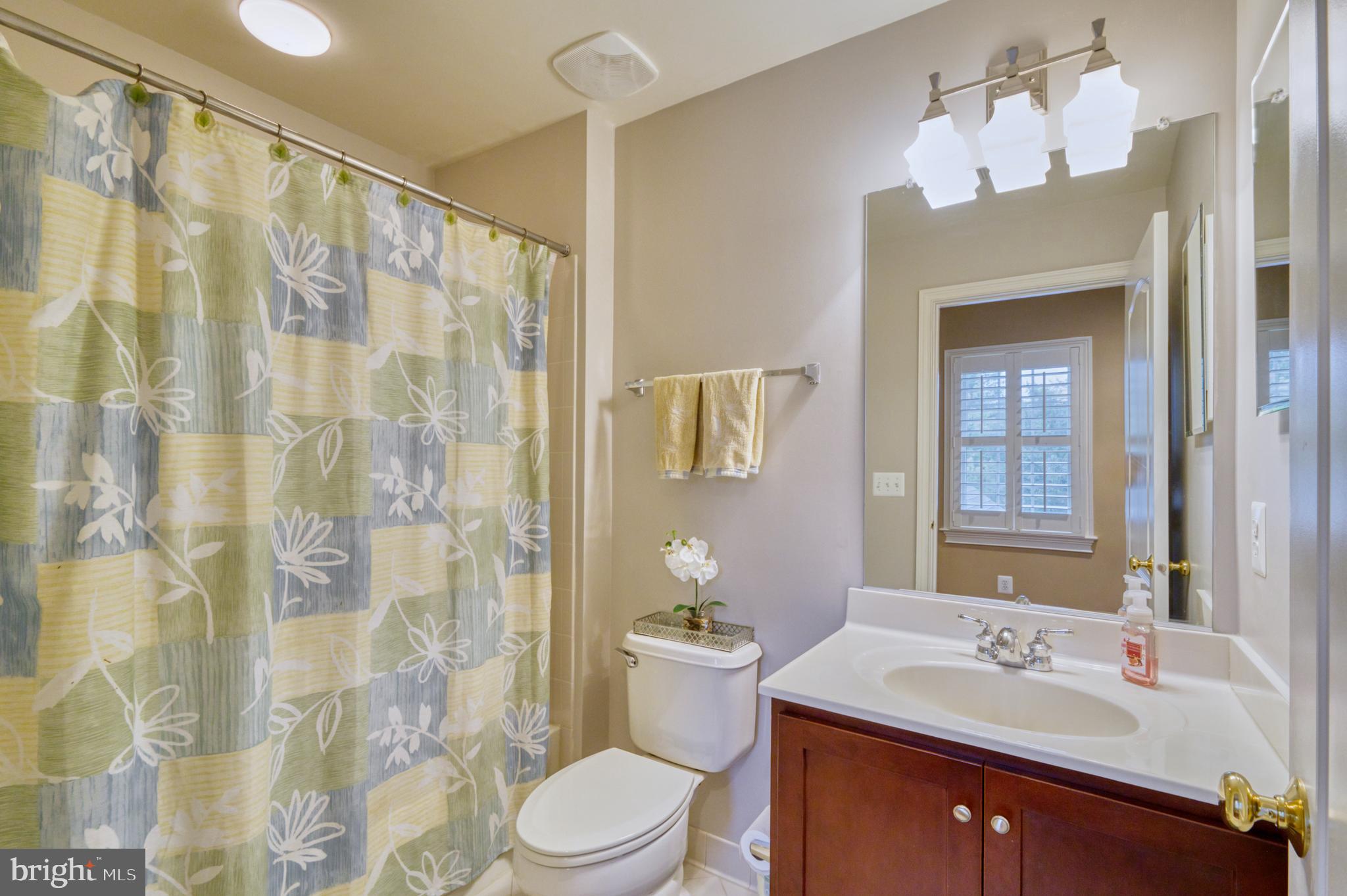 BELMONT COUNTRY CLUB - Residential