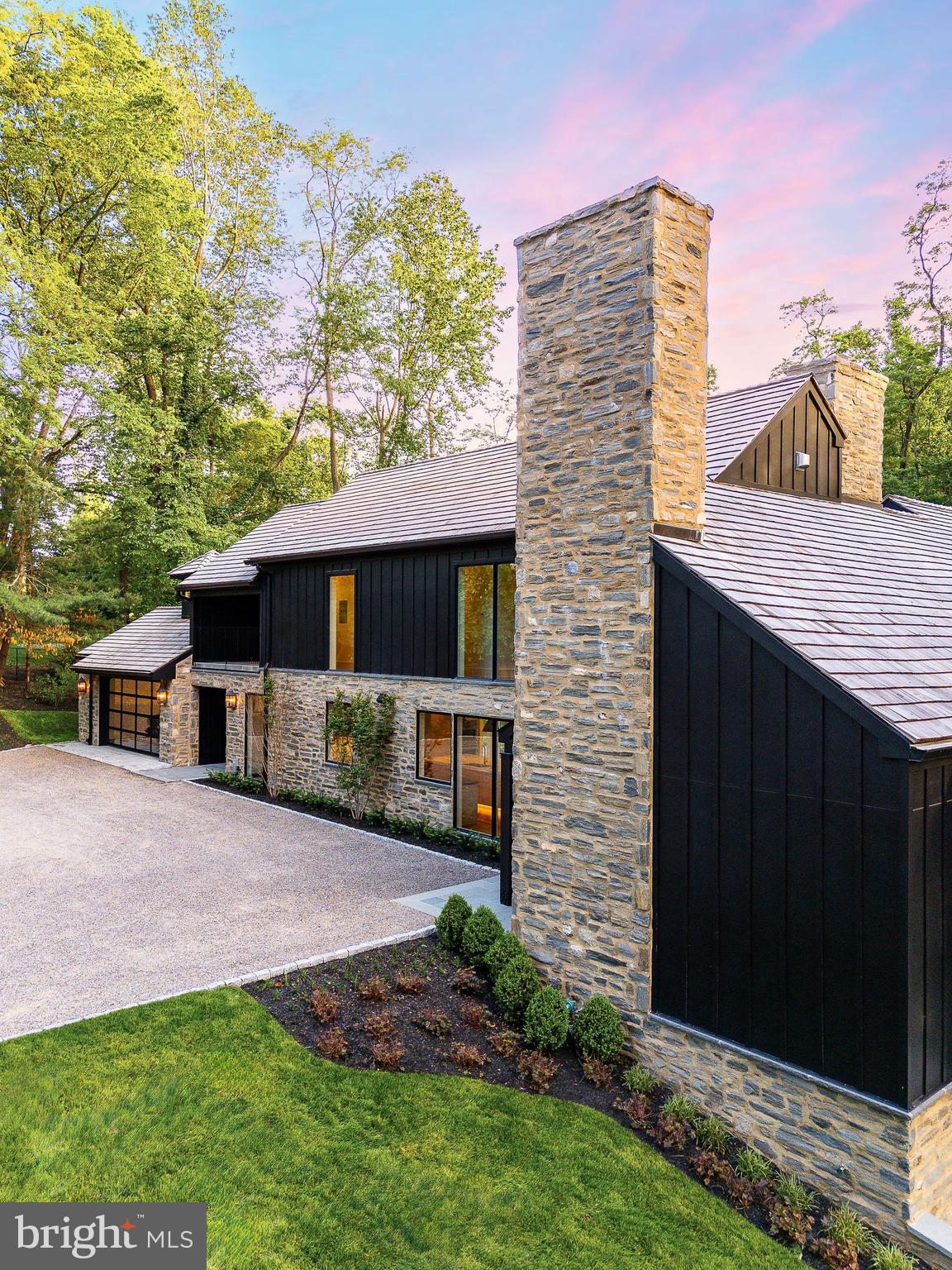CHESTNUT HILL - Residential