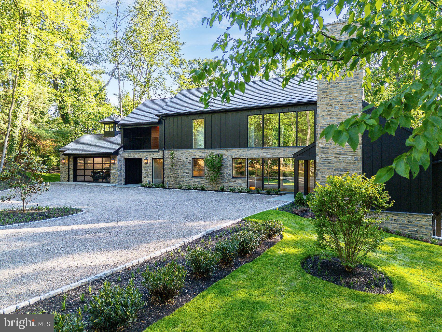 CHESTNUT HILL - Residential