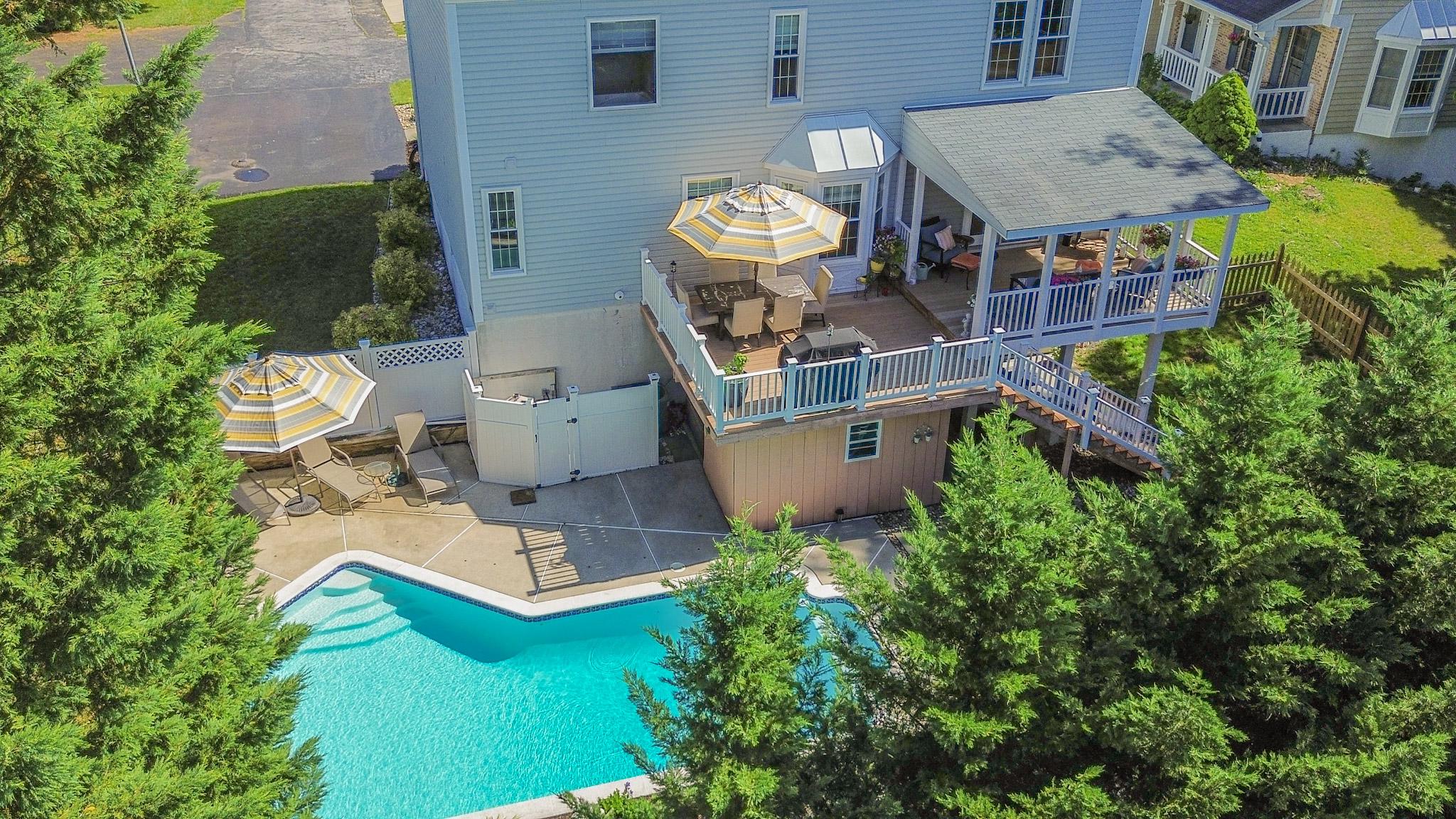 FERGUSON MEADOWS - Residential