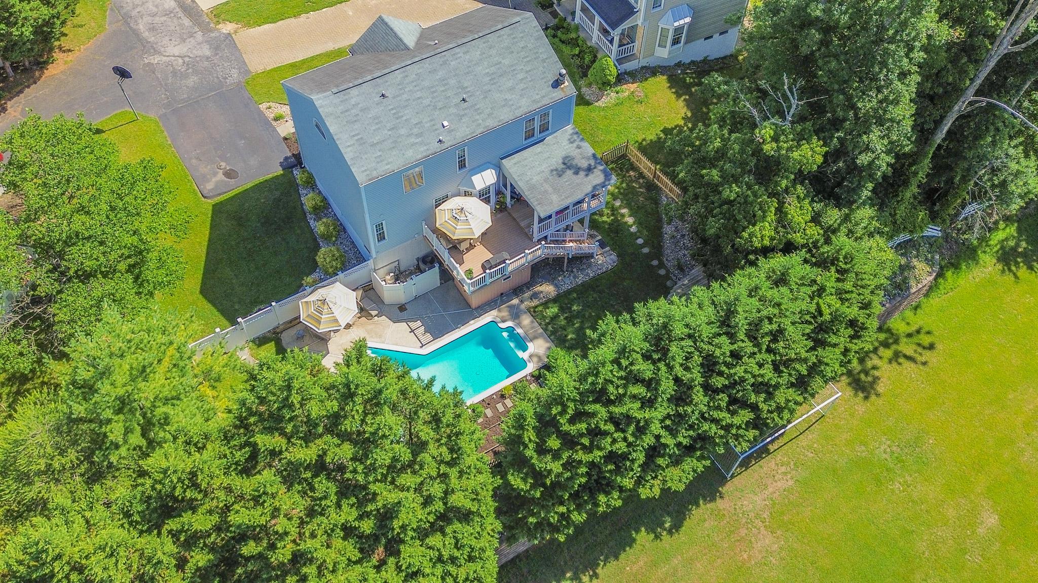 FERGUSON MEADOWS - Residential