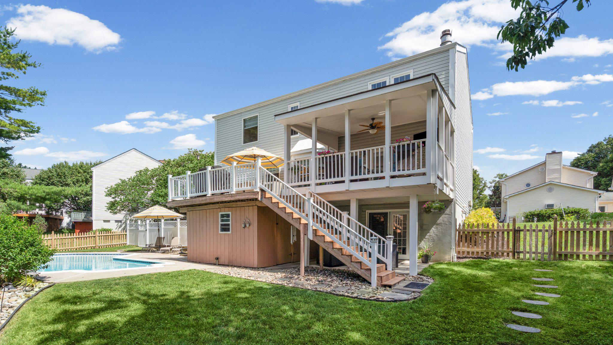 FERGUSON MEADOWS - Residential