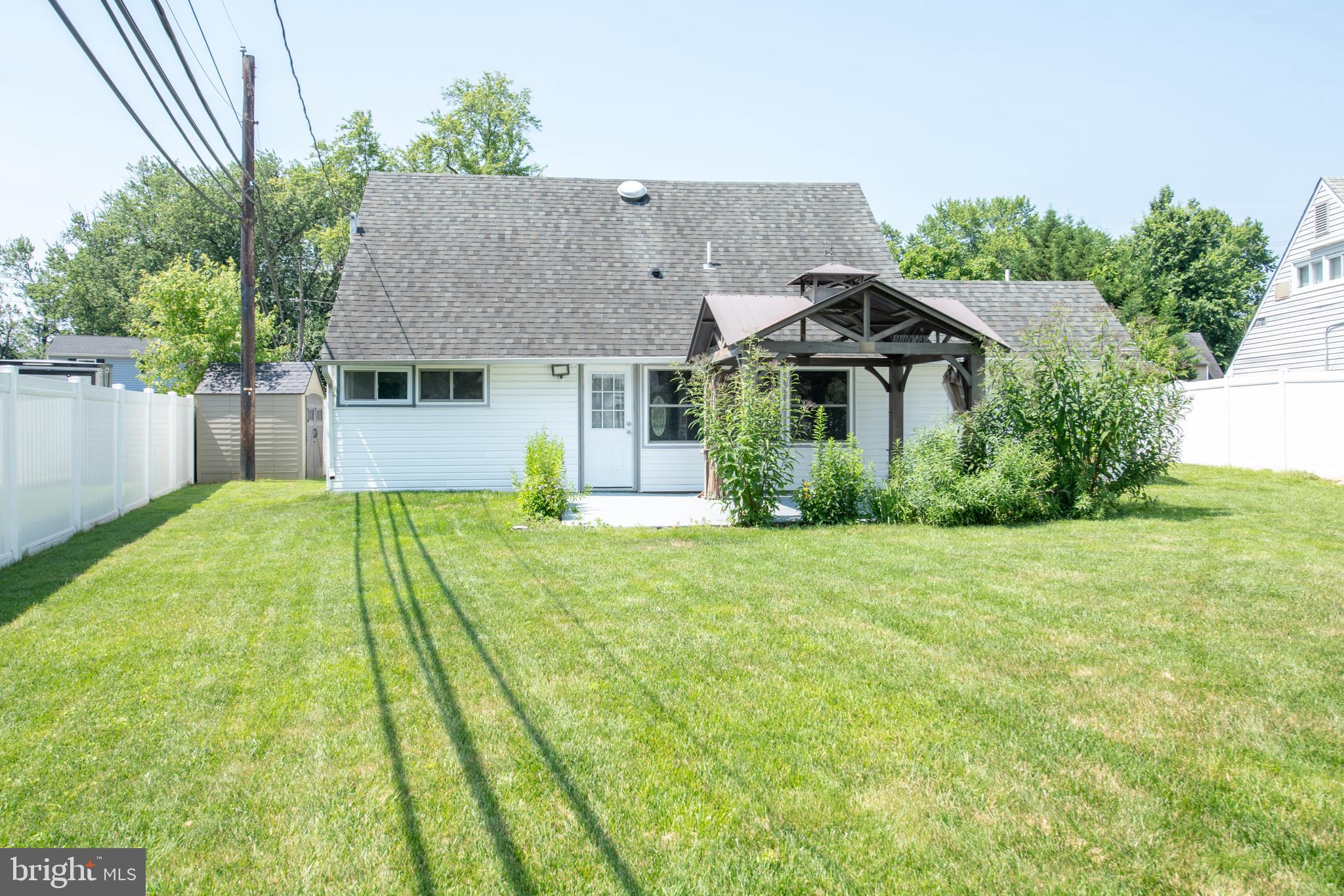 RED CEDAR HILL - Residential