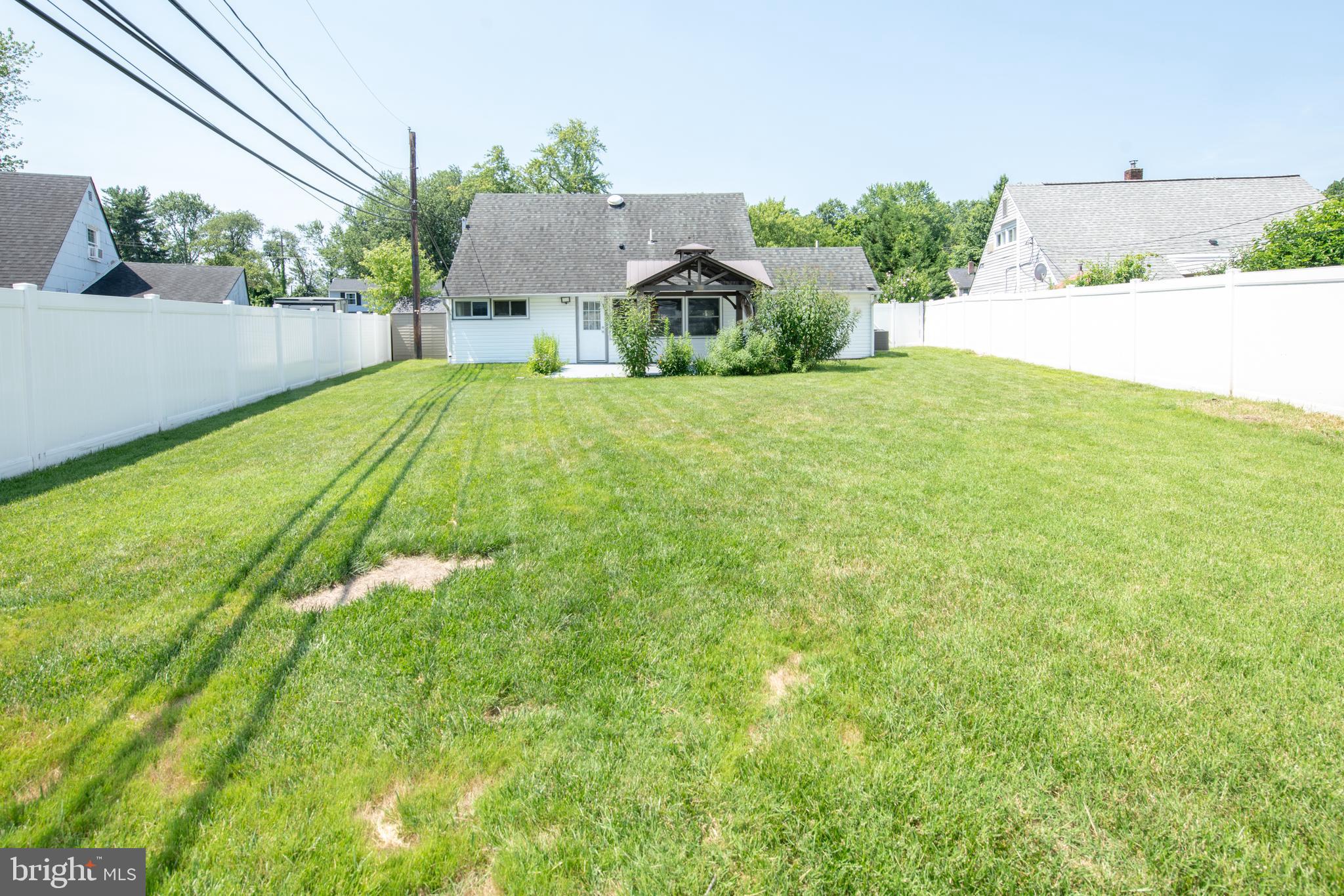 RED CEDAR HILL - Residential