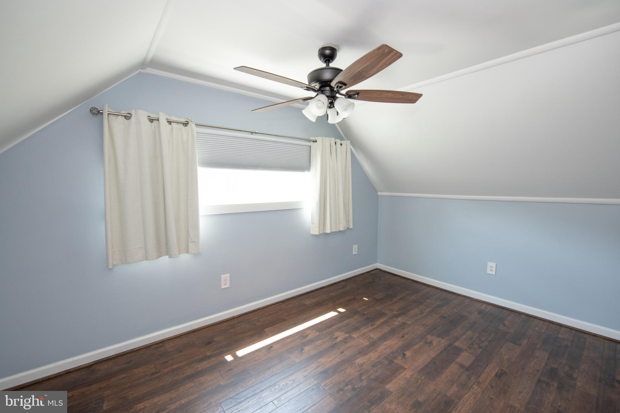 RED CEDAR HILL - Residential