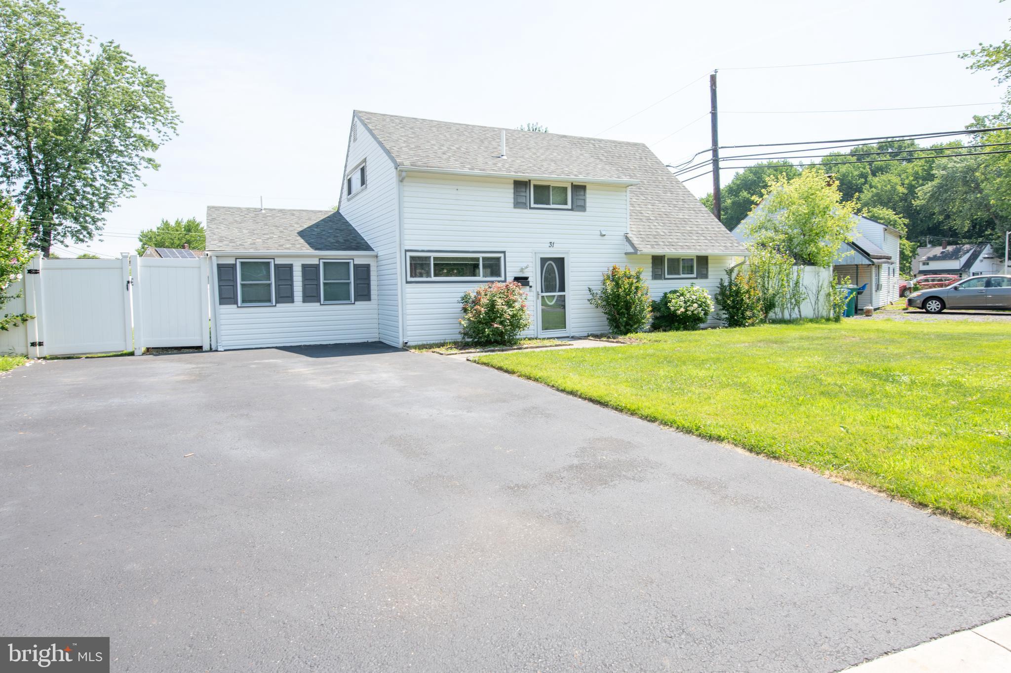 RED CEDAR HILL - Residential