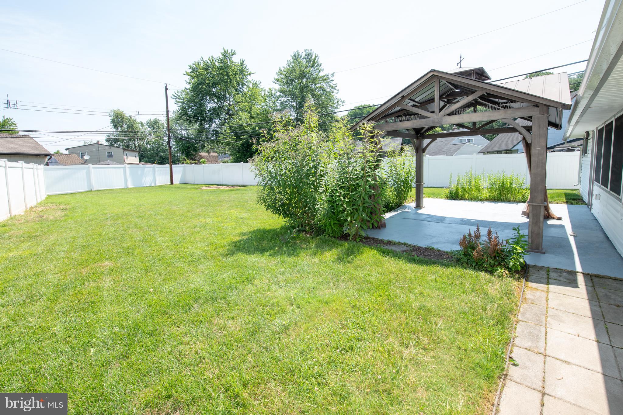 RED CEDAR HILL - Residential