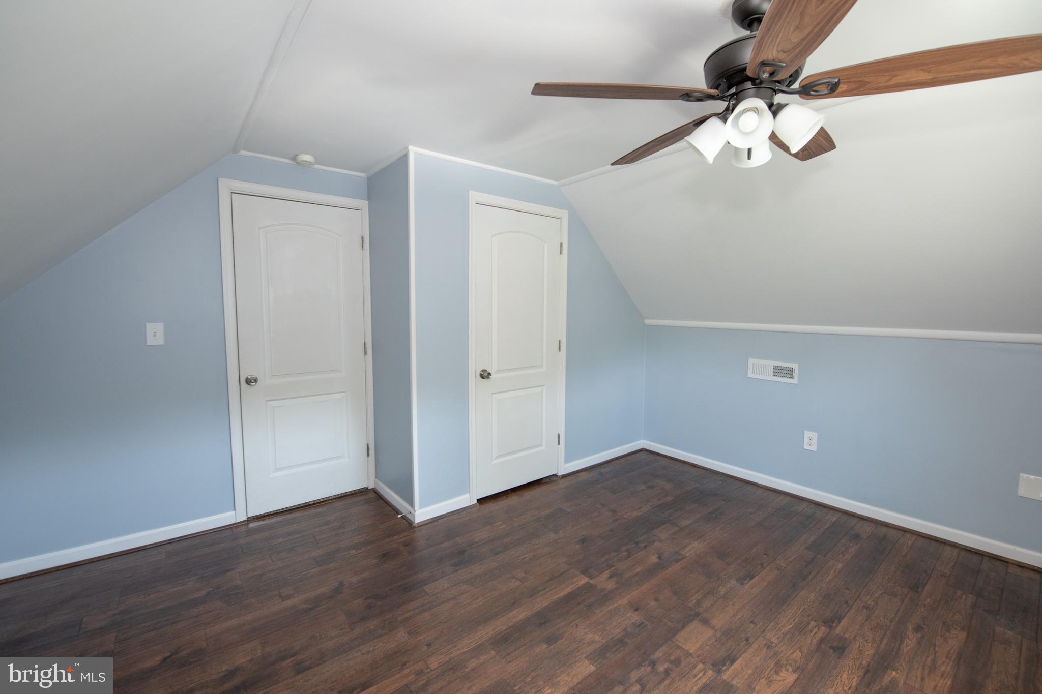 RED CEDAR HILL - Residential