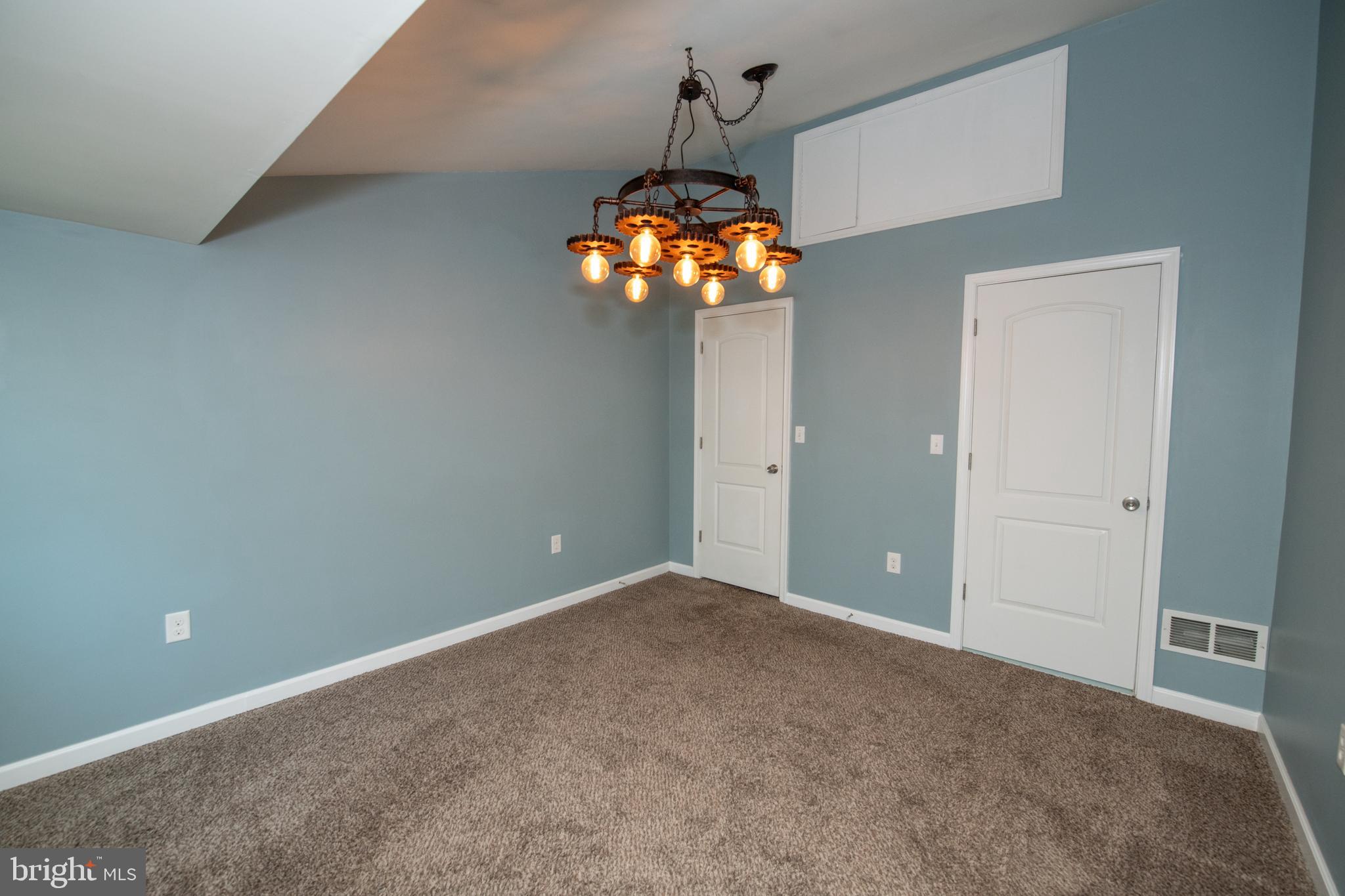 RED CEDAR HILL - Residential