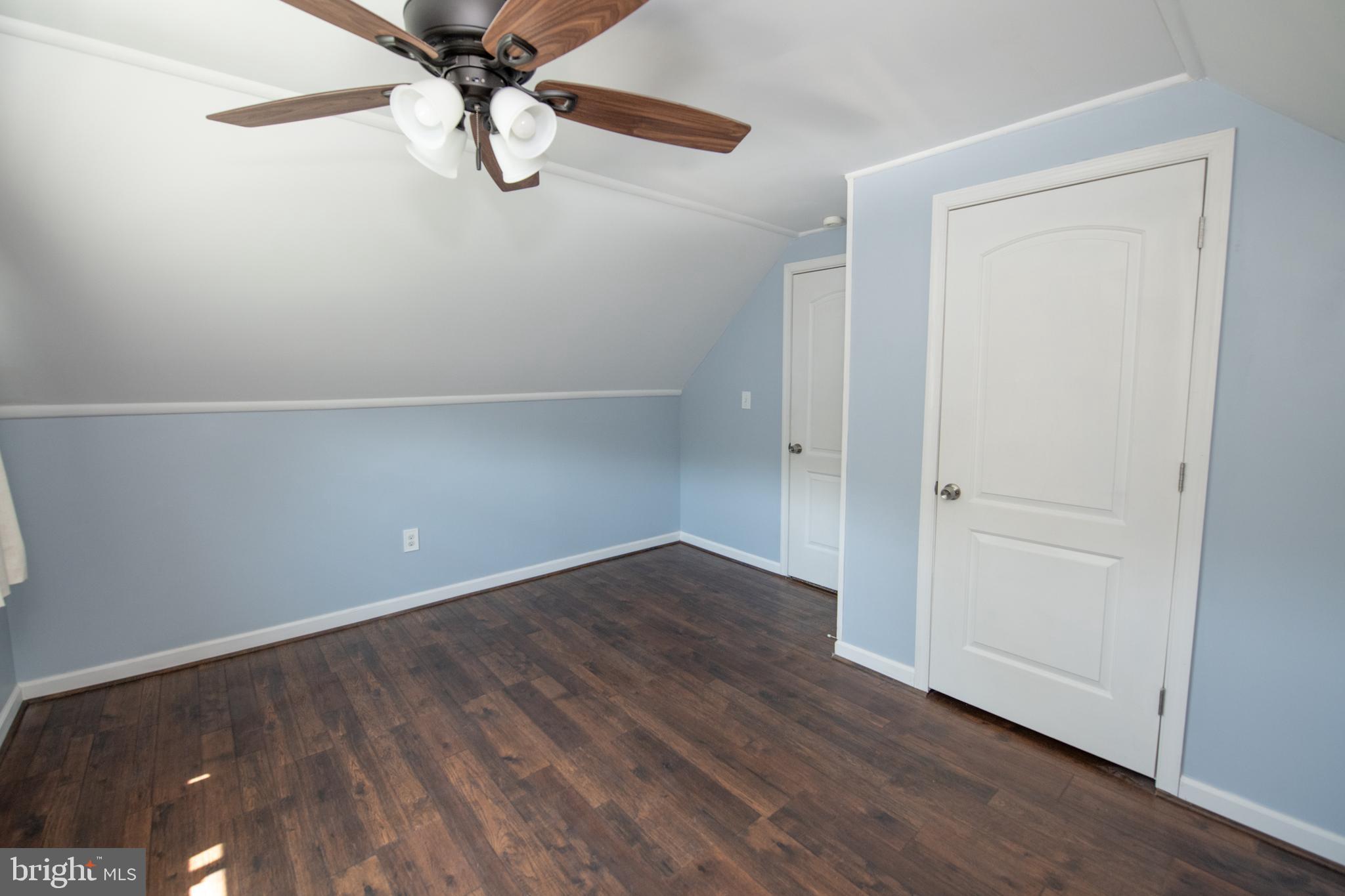 RED CEDAR HILL - Residential