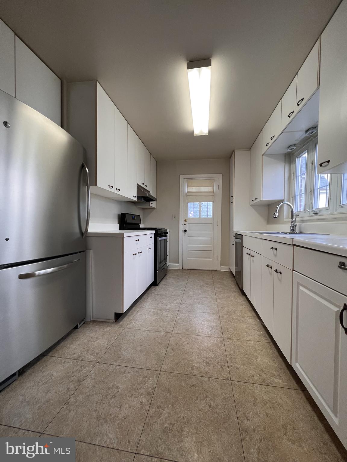AURORA HILLS - Residential Lease