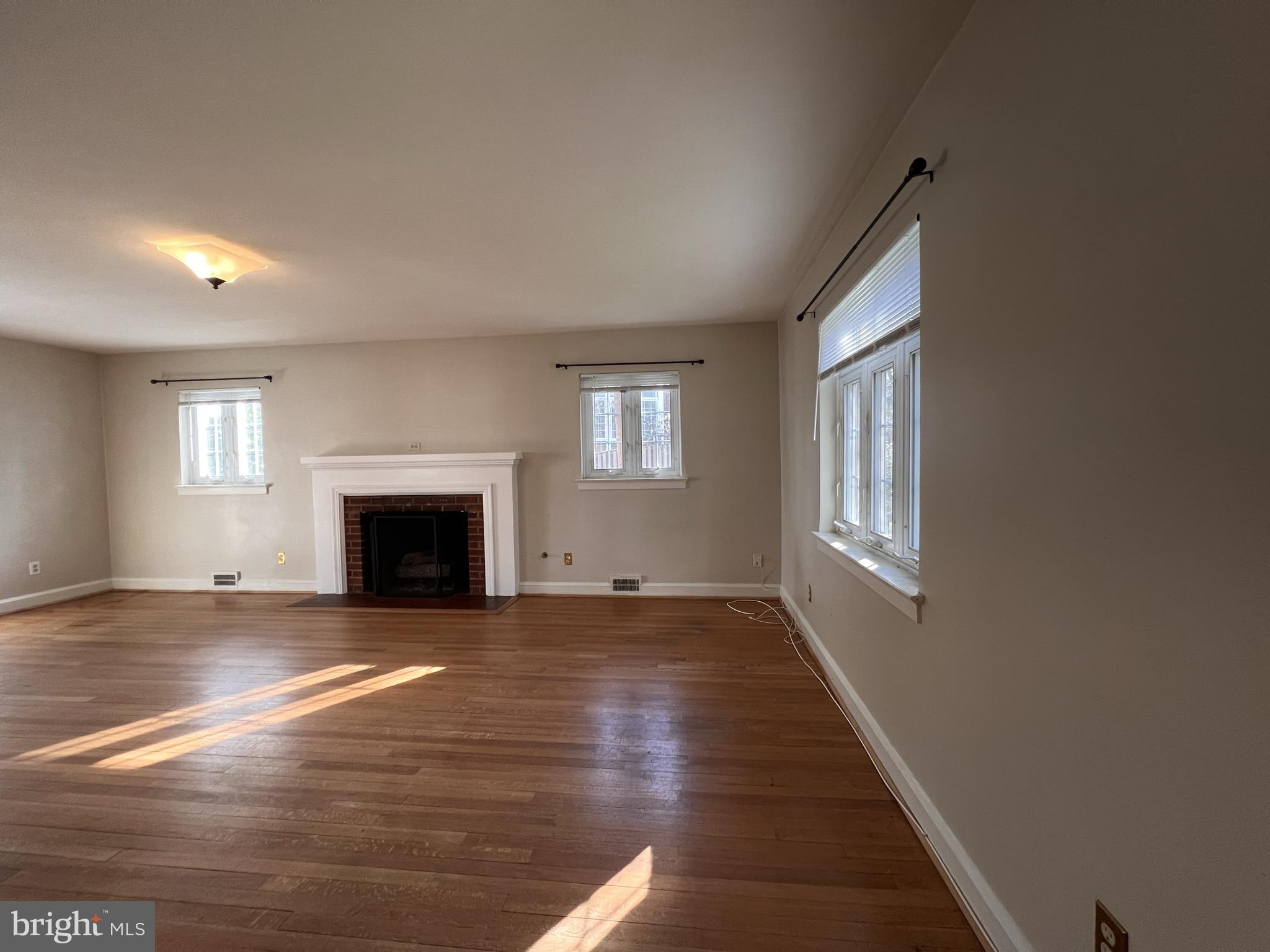 AURORA HILLS - Residential Lease
