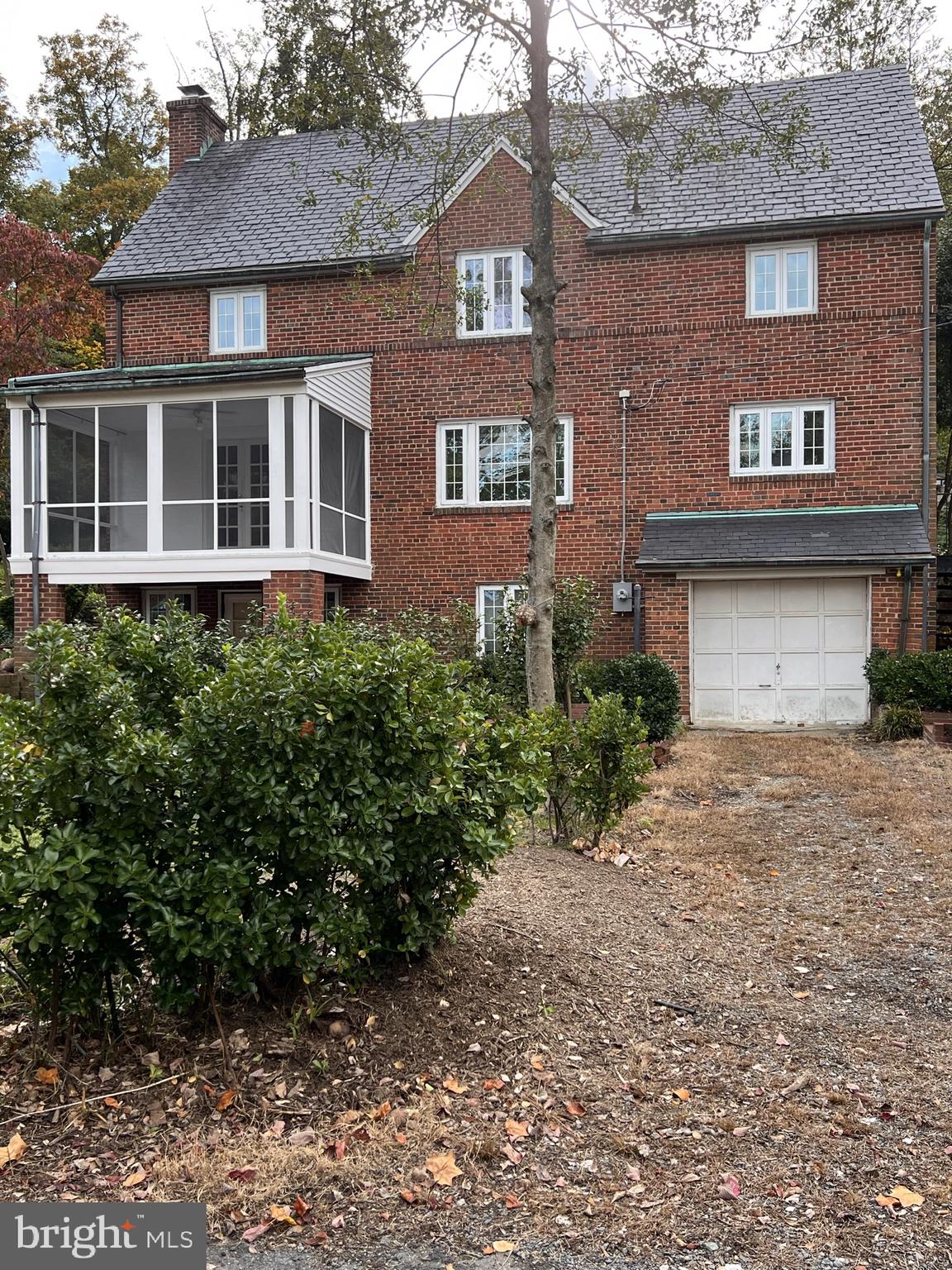 AURORA HILLS - Residential Lease
