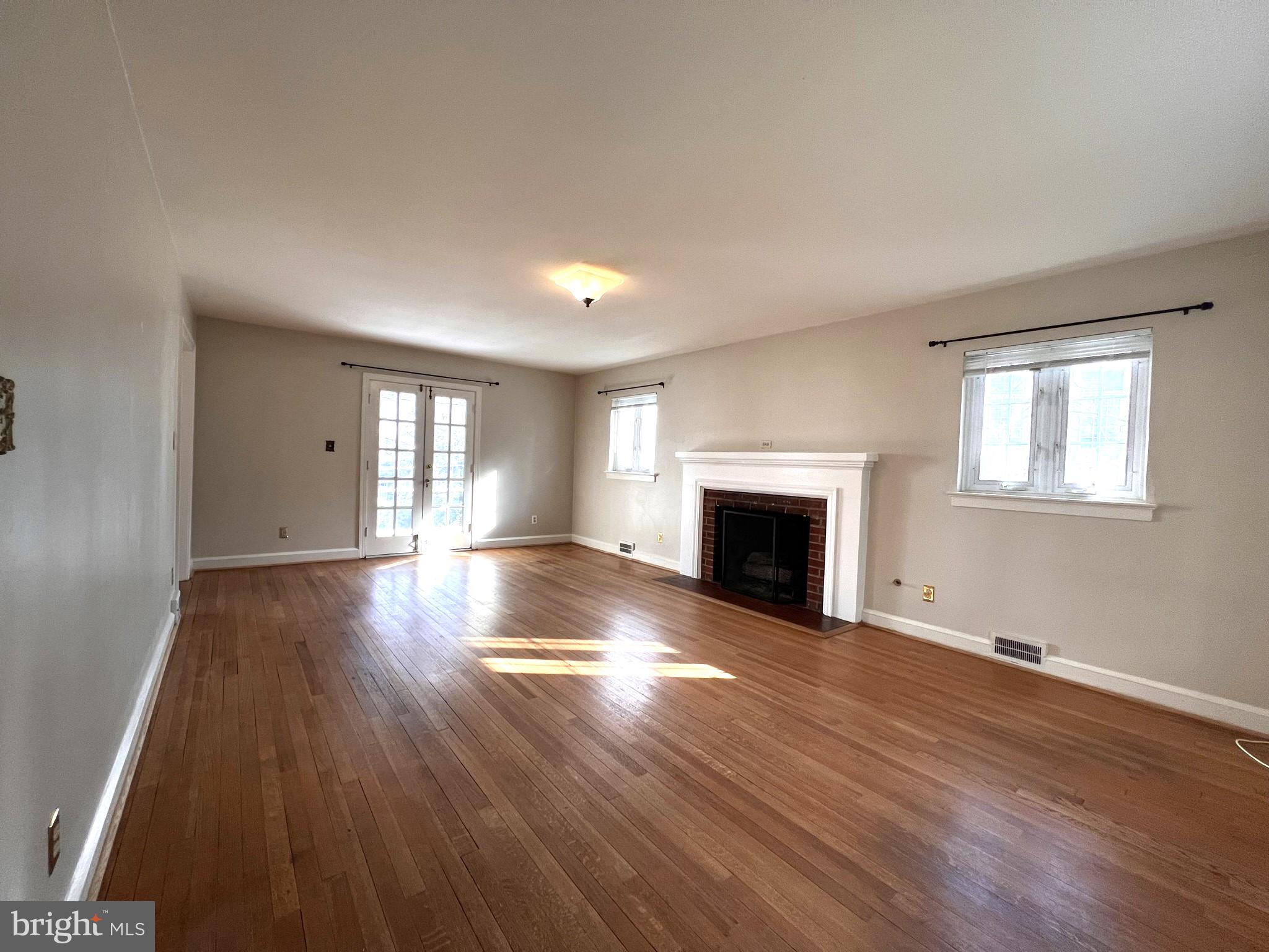 AURORA HILLS - Residential Lease