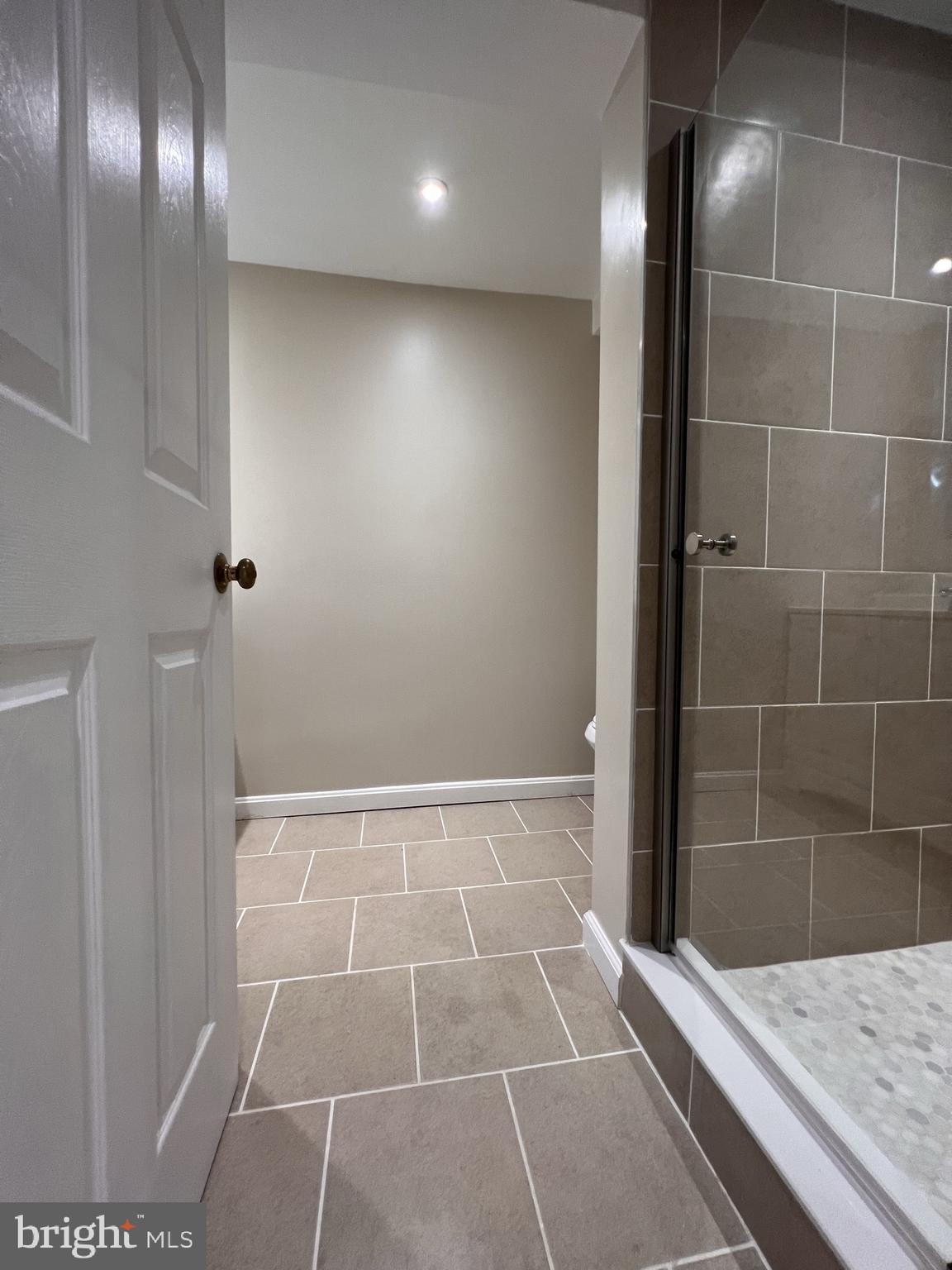 AURORA HILLS - Residential Lease