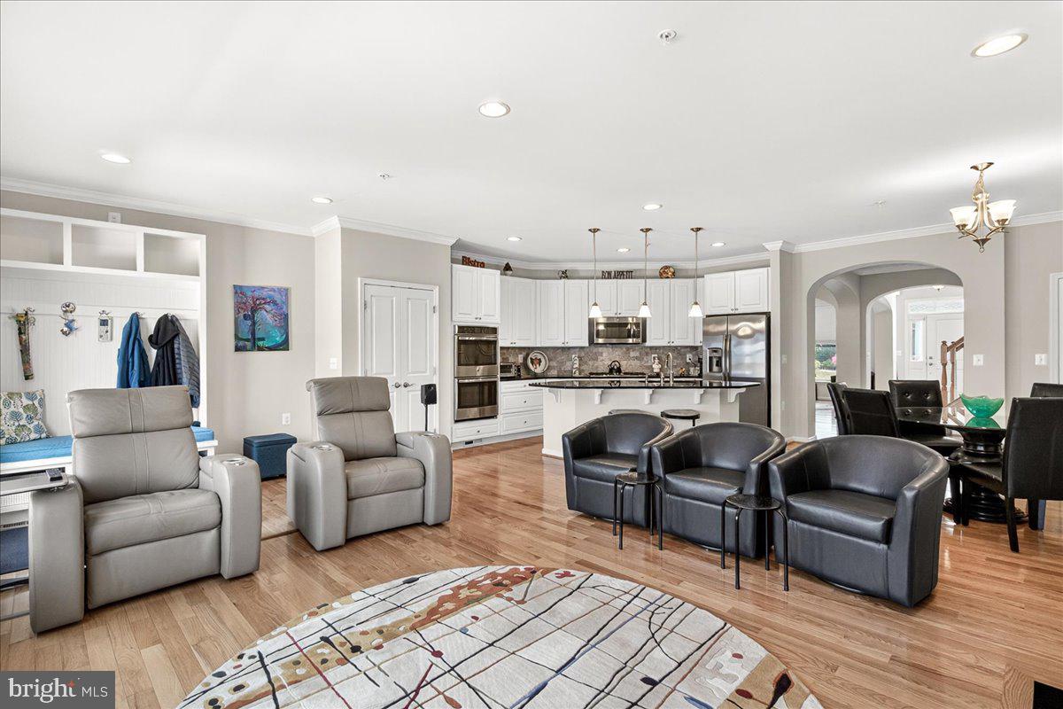 WORMANS MILL - Residential