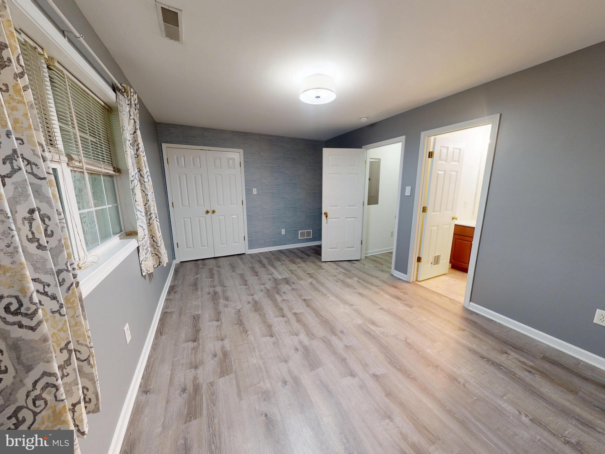 SIENNA WOODS - Residential
