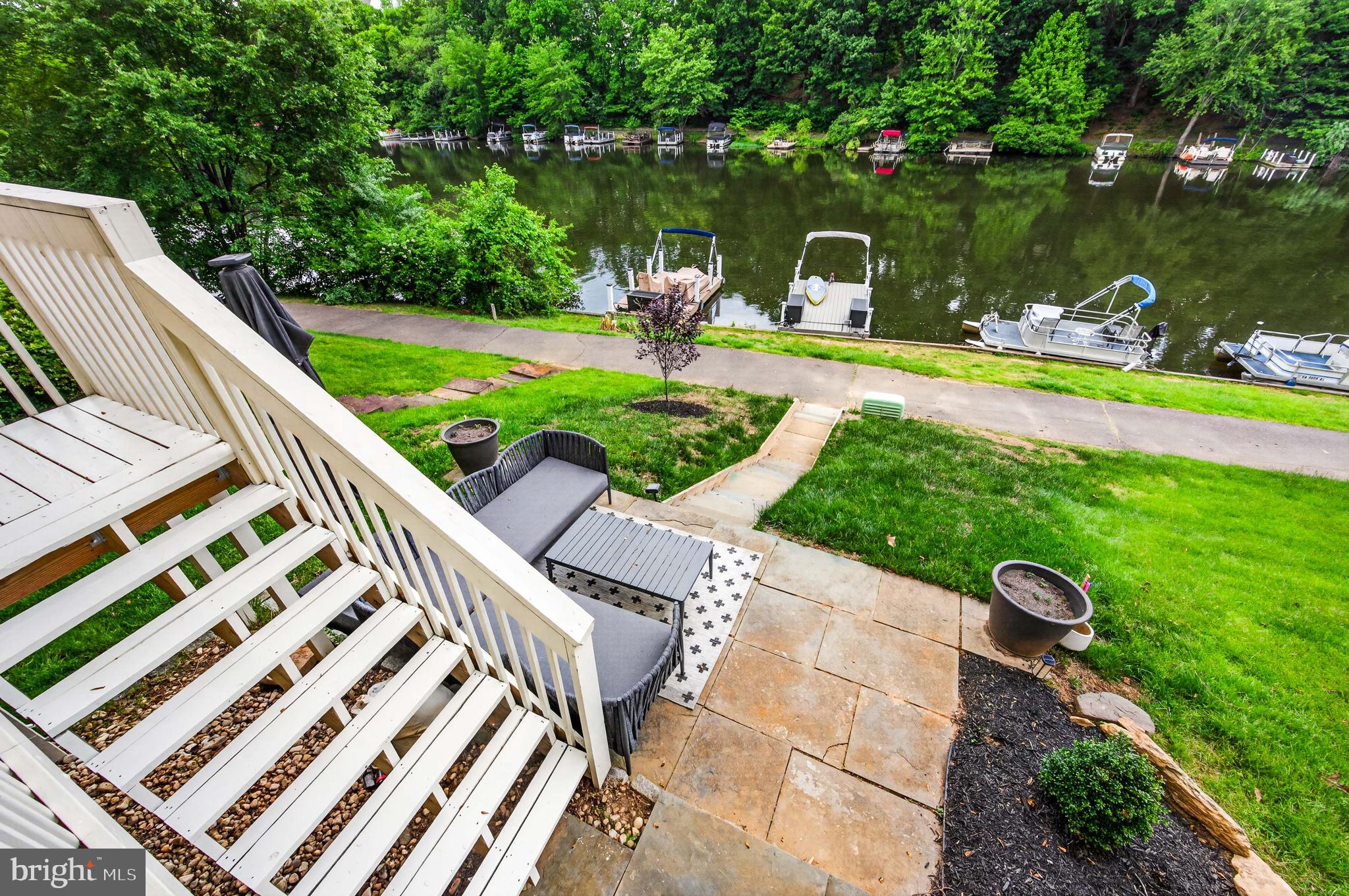 MALLARDS LANDING - Residential