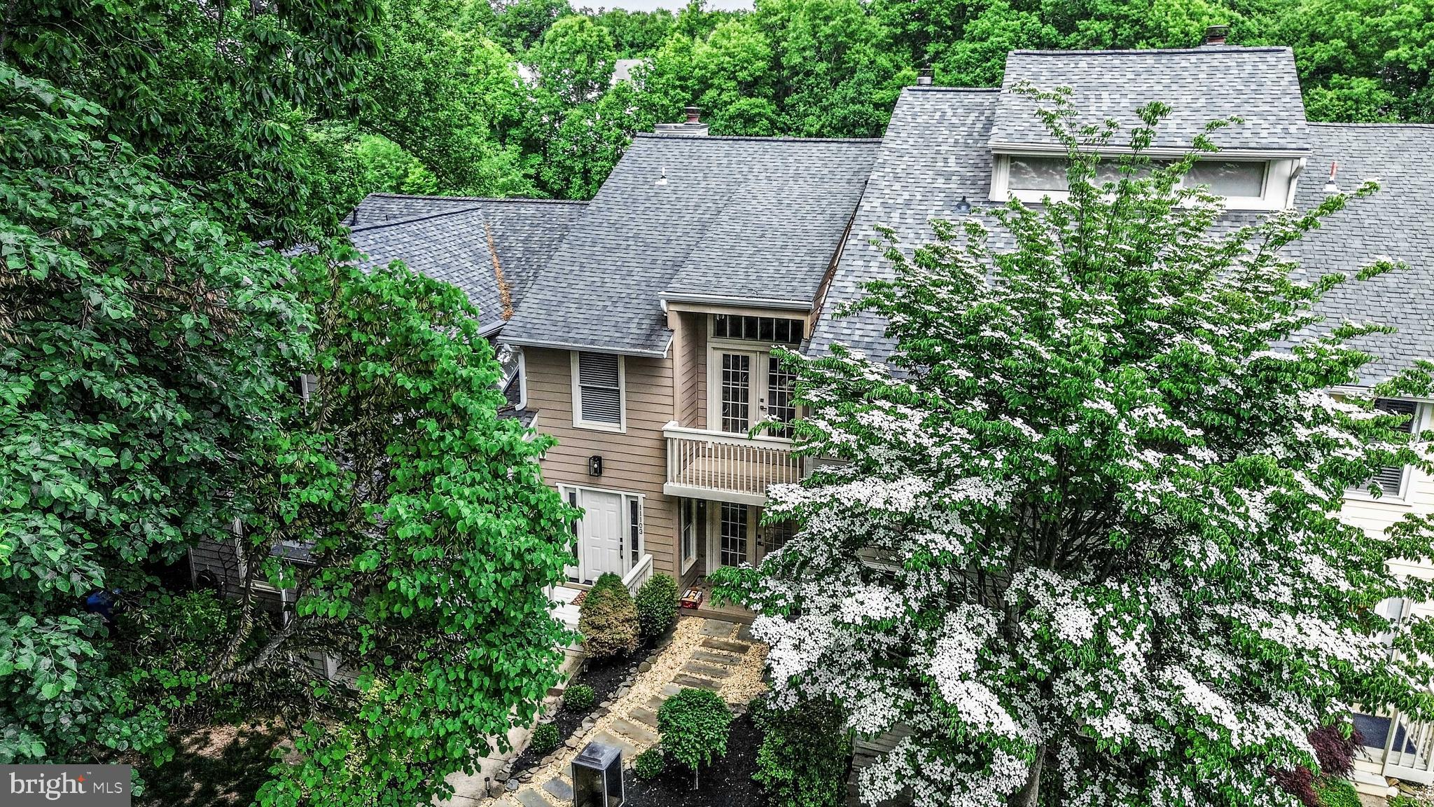 MALLARDS LANDING - Residential
