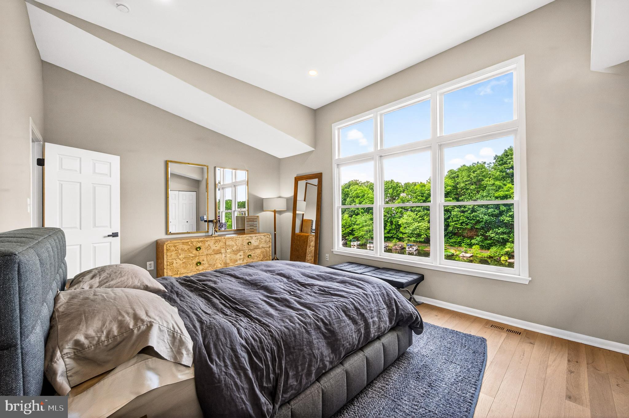 MALLARDS LANDING - Residential