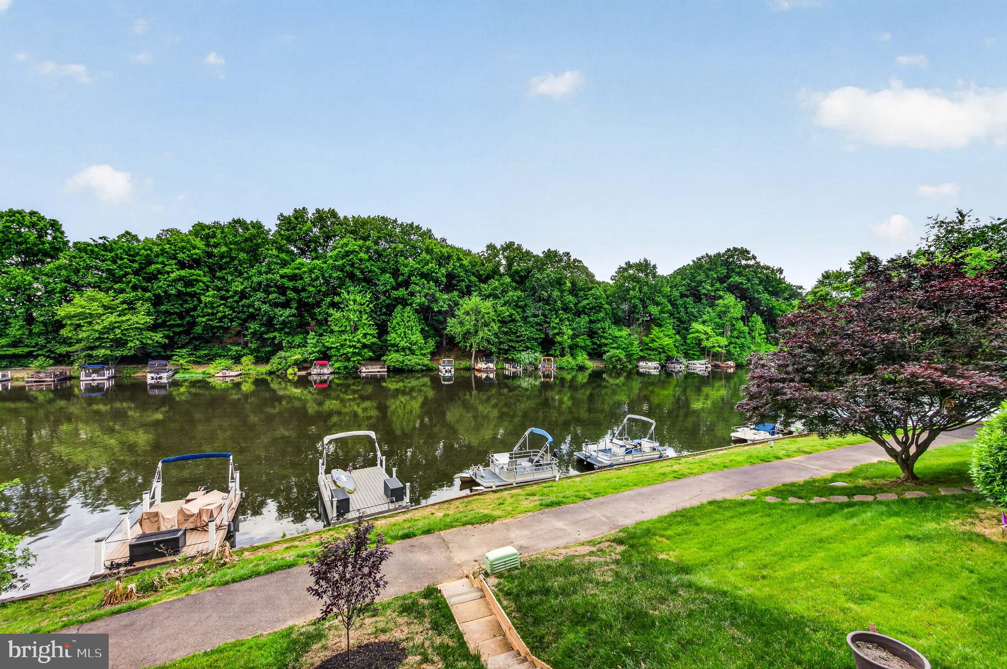 MALLARDS LANDING - Residential