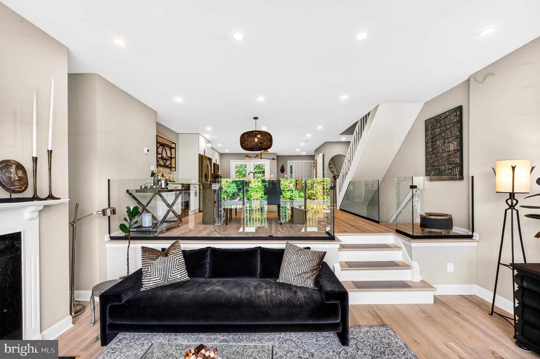 MALLARDS LANDING - Residential