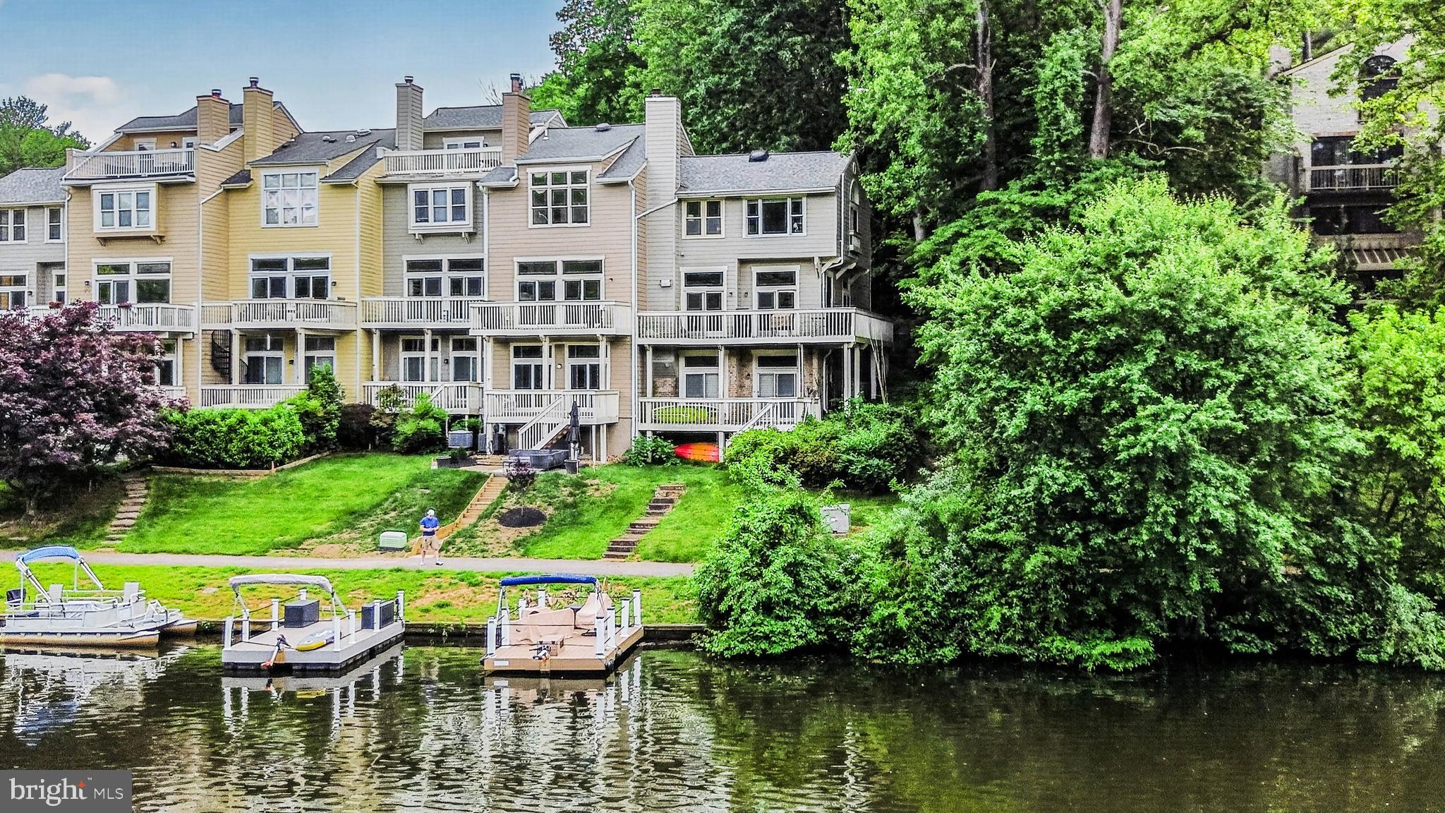 MALLARDS LANDING - Residential