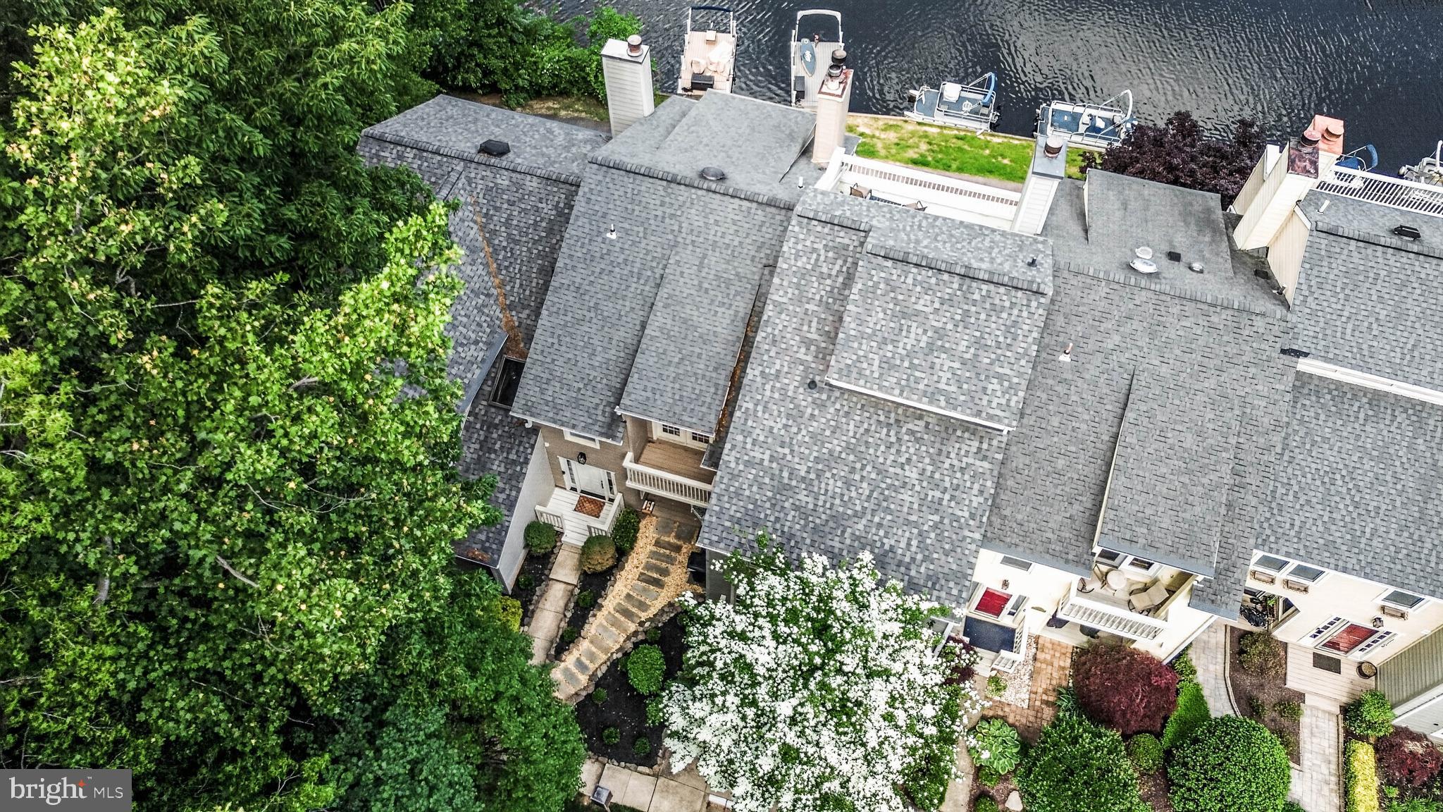 MALLARDS LANDING - Residential