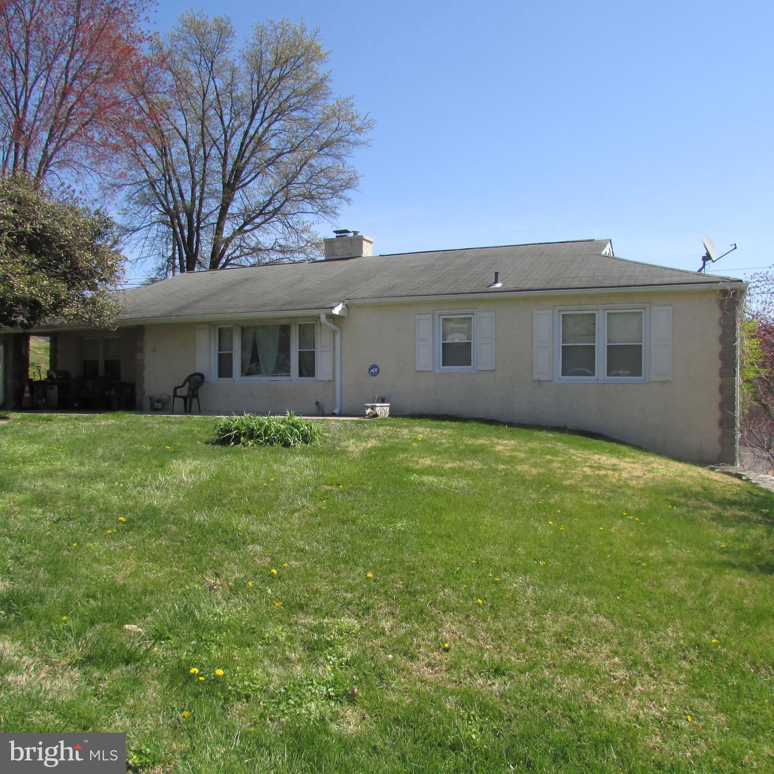 All showings start at open house on April 26th from 1 to 3 PM.Located in a desirable Bucks County location, Pine tree Farms, in Feasterville, next to busy commercial corridor off Bustleton Pike (532 Route) has C-2 commercial zoning with many usages. This cozy home features a top floor living space (currently rented) with 4 bedrooms and 2 full baths with modern kitchen with stainless steel appliances, granite counter tops, breakfast nook and  a formal and spacious dining room. Large living room featuring a stone wood burning fireplace, oak hardwood floors troughout  dining room, living room, hallway  and solid wood doors.. 4 good sized bedrooms with plenty of closet space. The master bedroom includes a modern full bath. Another good and valuable feature about this home is the fact that it is zoned mixed use. The ground floor is  used currently as an art studio and has large working area room,1 full batch and the extra room. Endless possibilities. Living upstairs and run a business downstairs. Or do whole house into  the commercial space!!Fantastic opportunity!!!