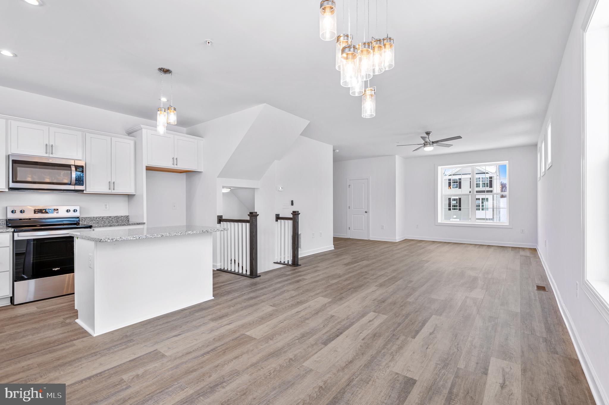 HUDSON RIDGE - Residential