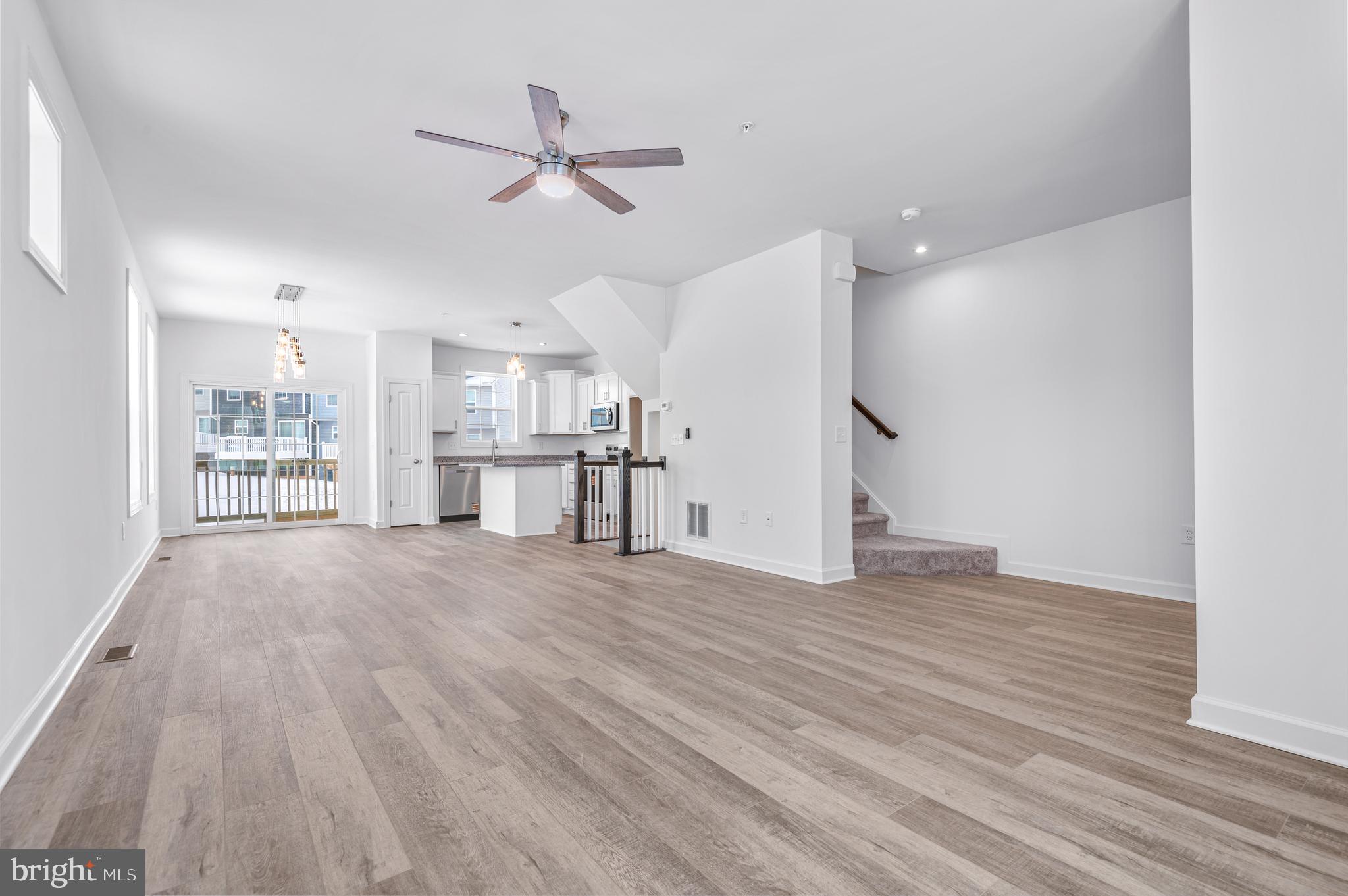 HUDSON RIDGE - Residential