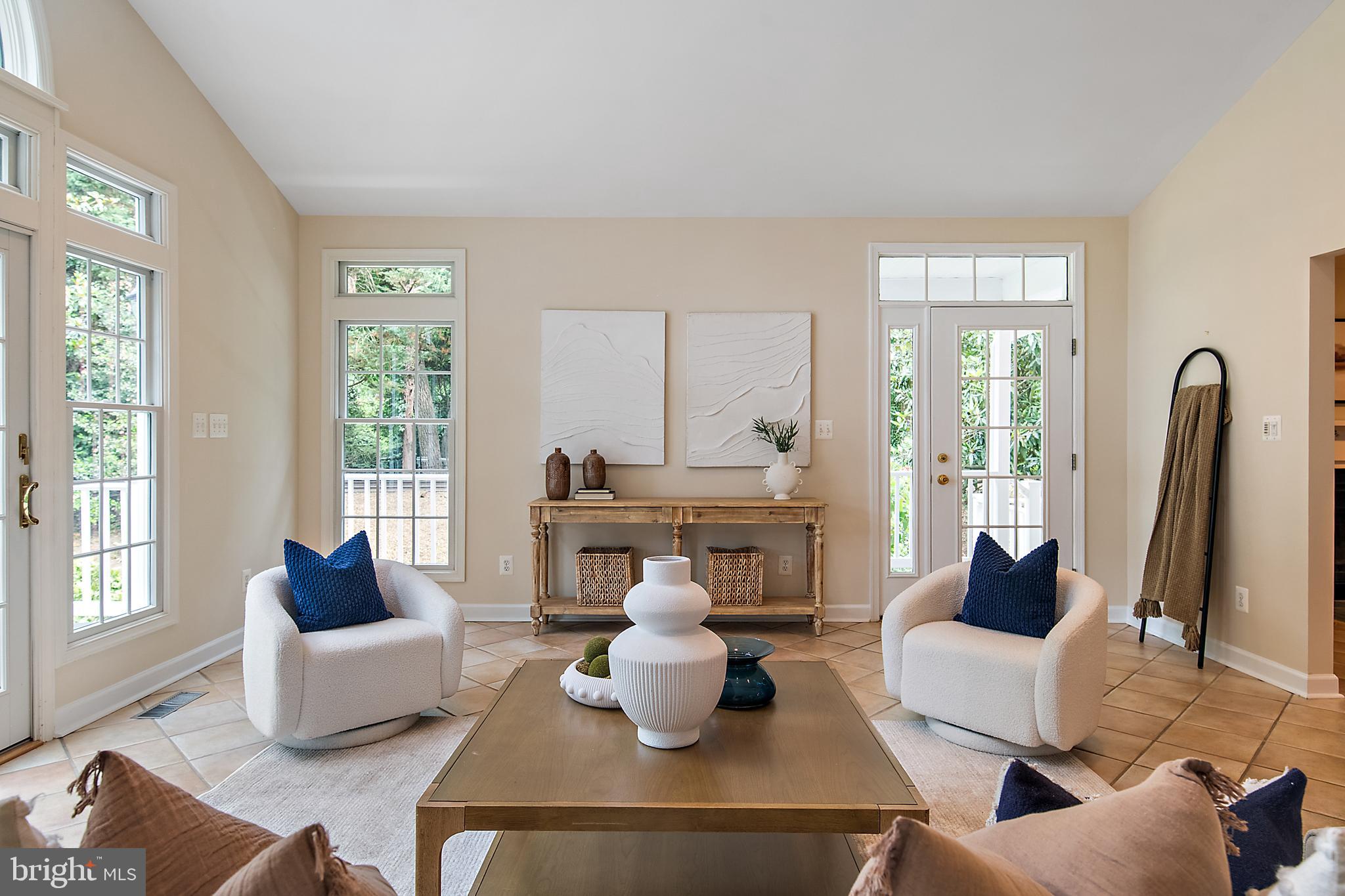 WEST ANNAPOLIS - Residential