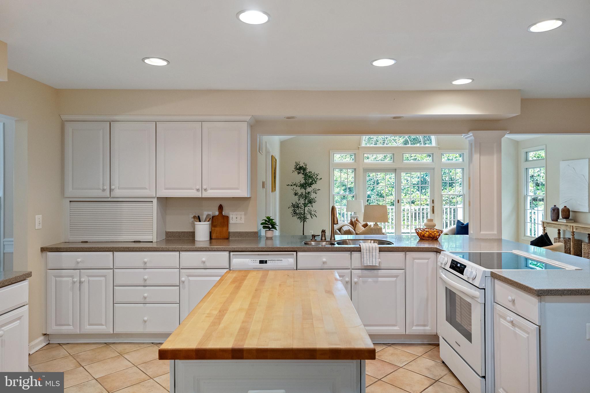 WEST ANNAPOLIS - Residential
