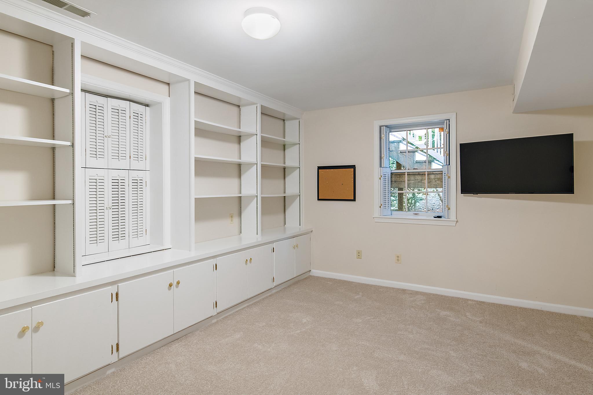 WEST ANNAPOLIS - Residential