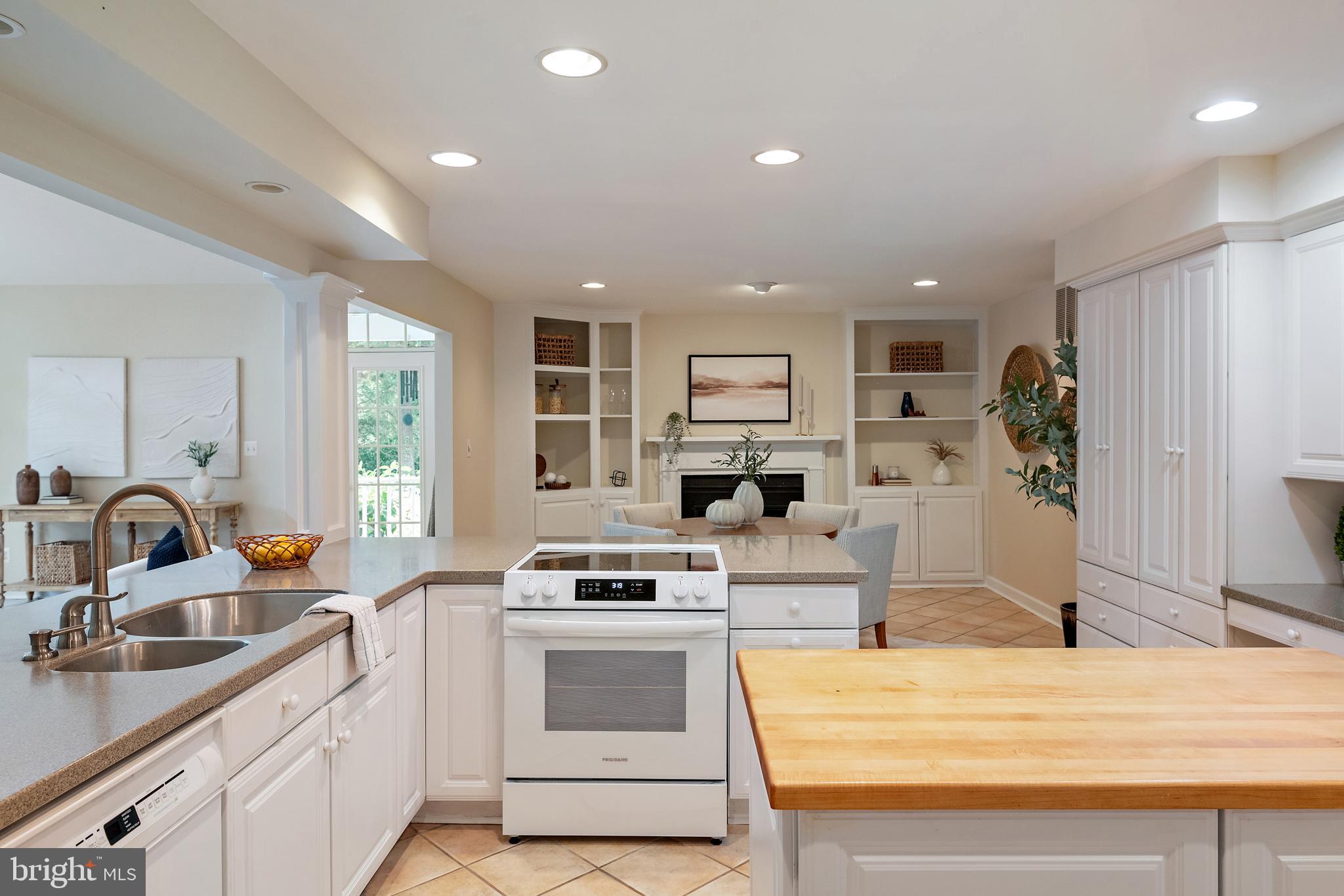 WEST ANNAPOLIS - Residential