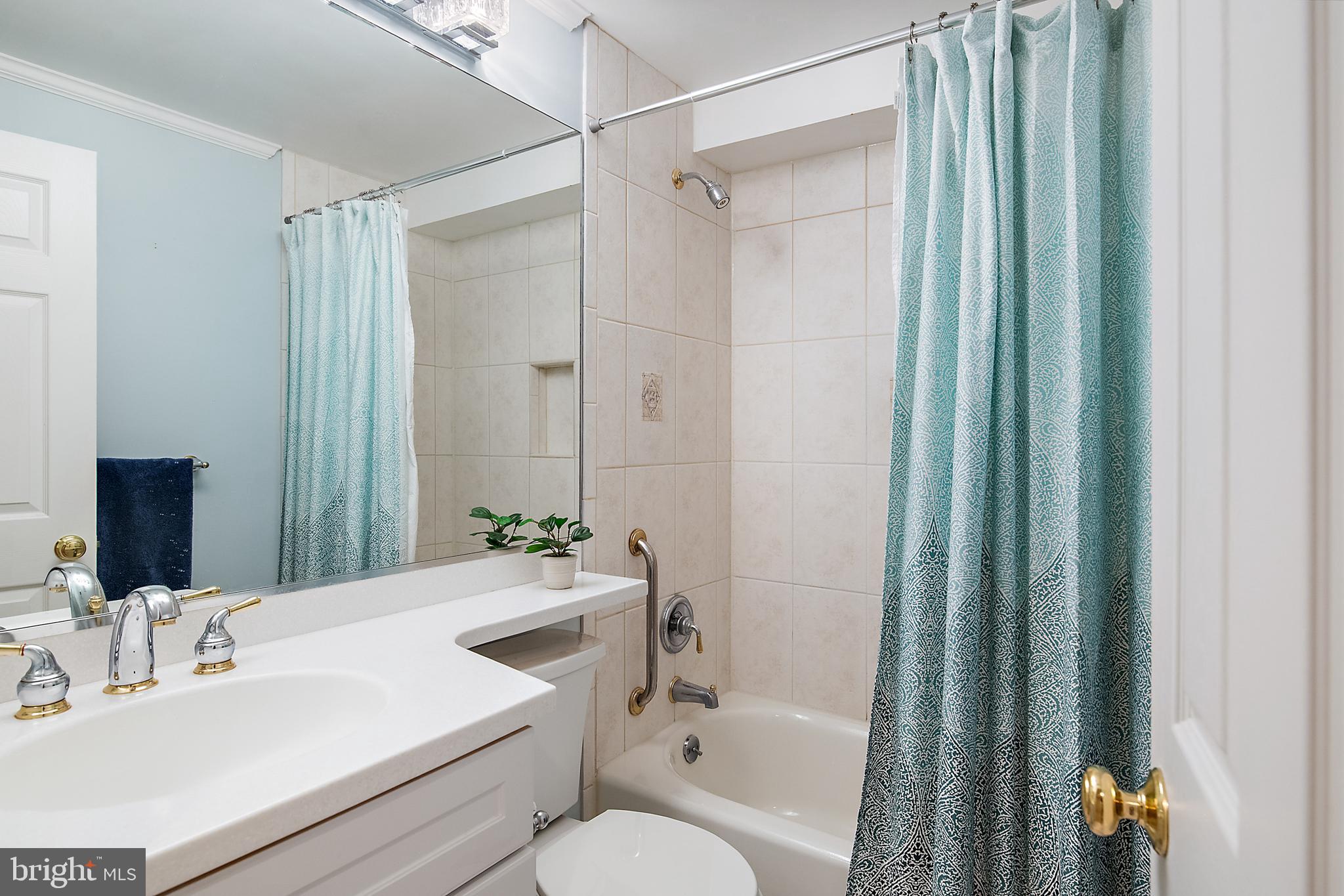 WEST ANNAPOLIS - Residential
