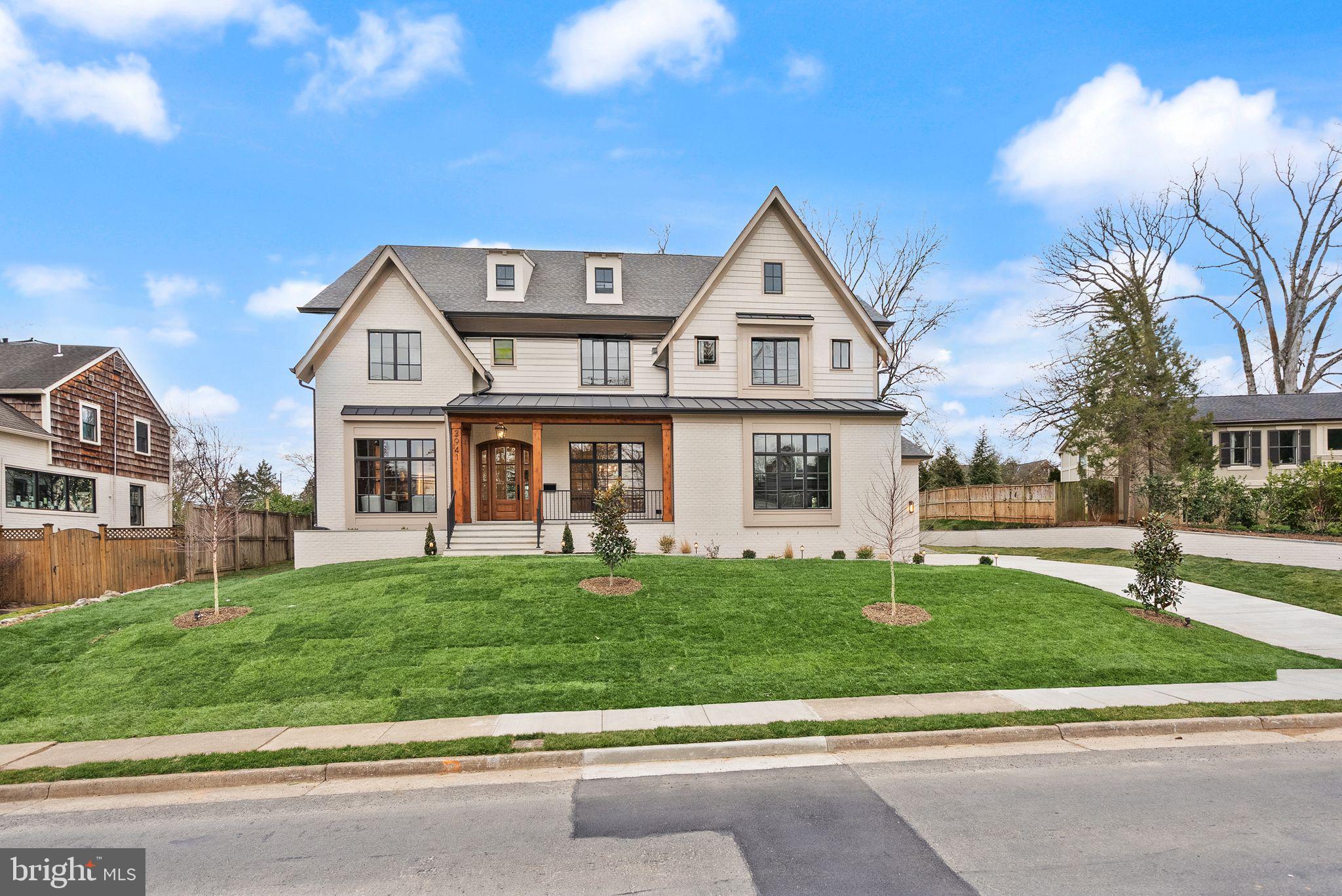 COUNTRY CLUB GROVE - Residential
