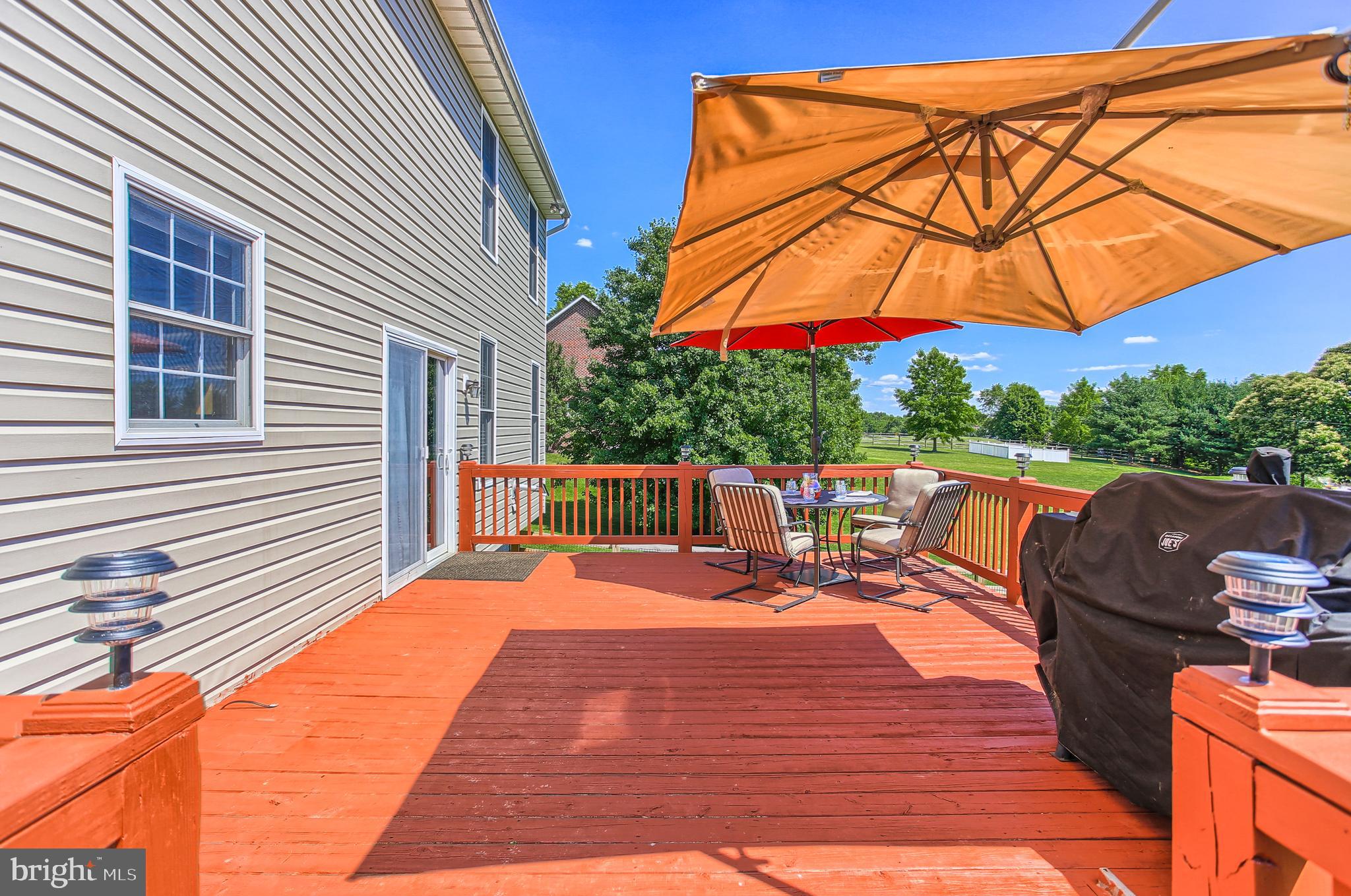 FOX CHASE - Residential