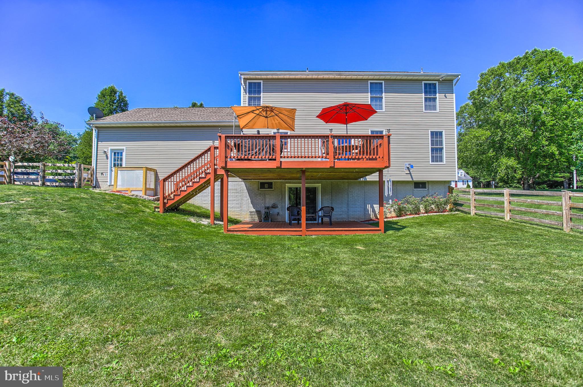 FOX CHASE - Residential