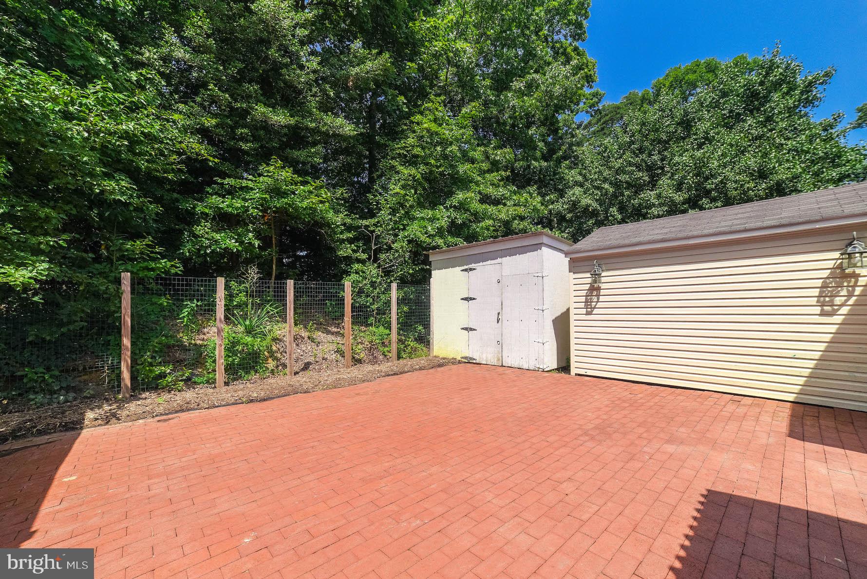 HUNTINGTON - Residential