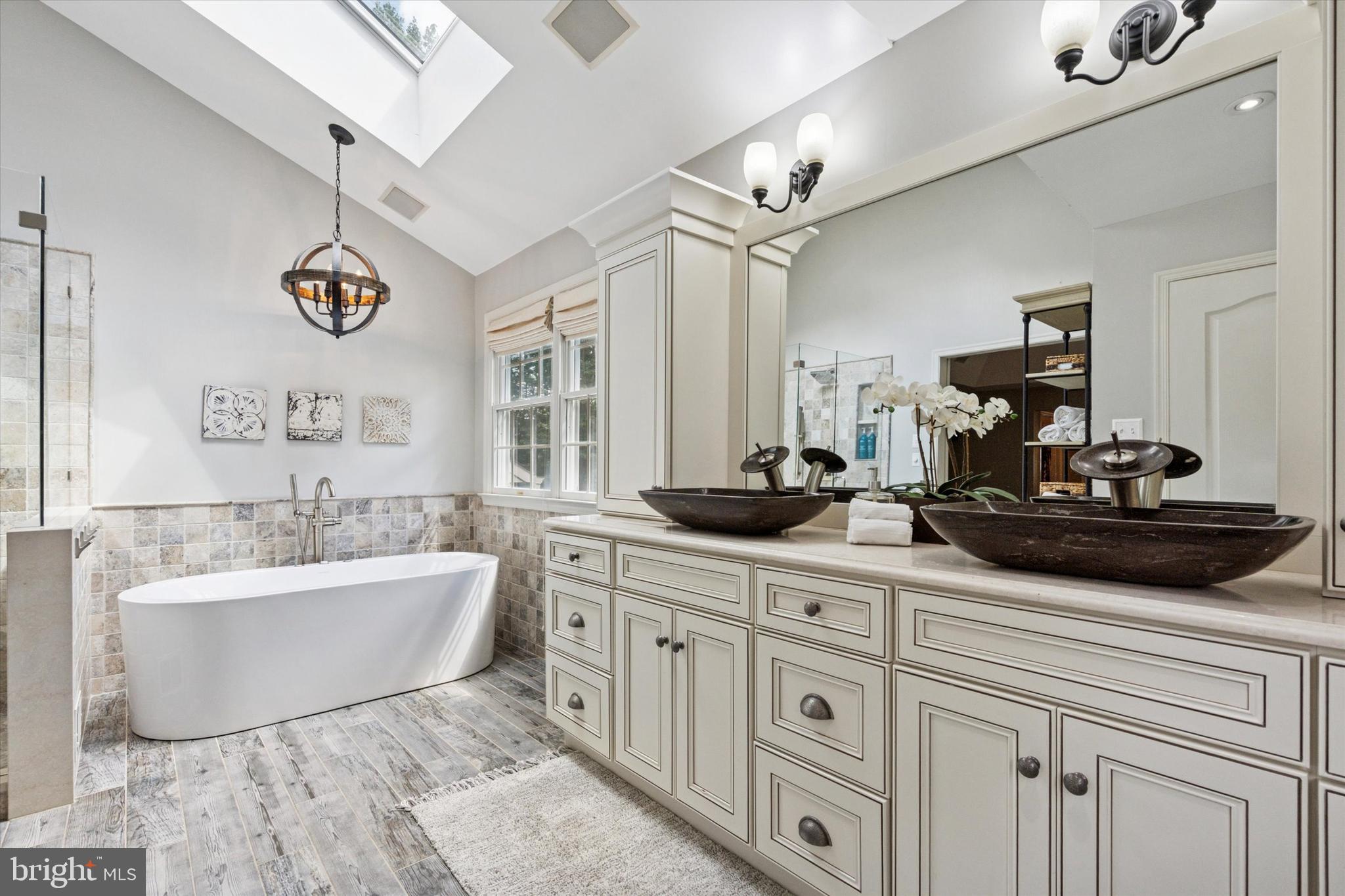 SPRINGTON CHASE - Residential