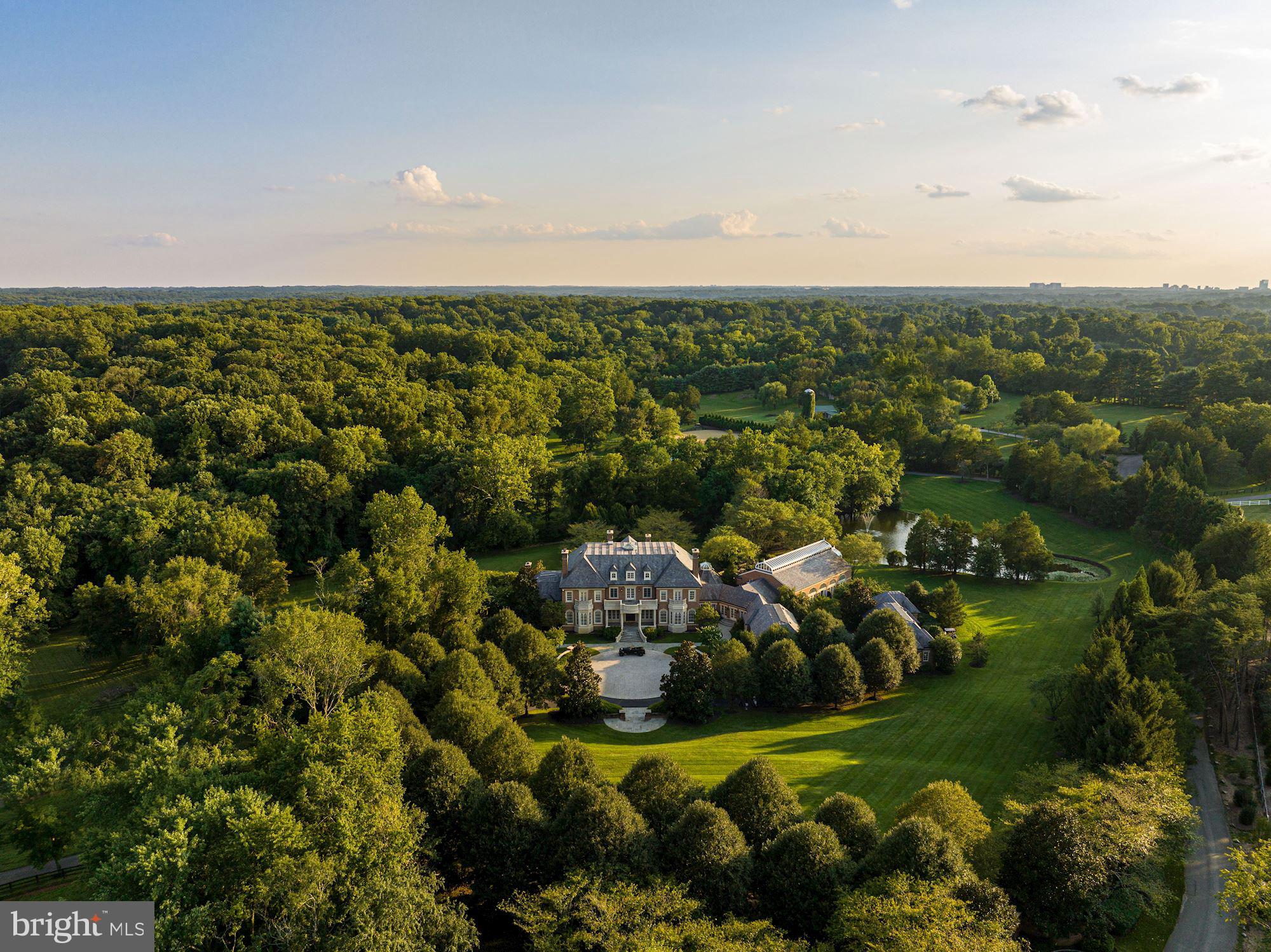 CORNWELL FARM - Residential