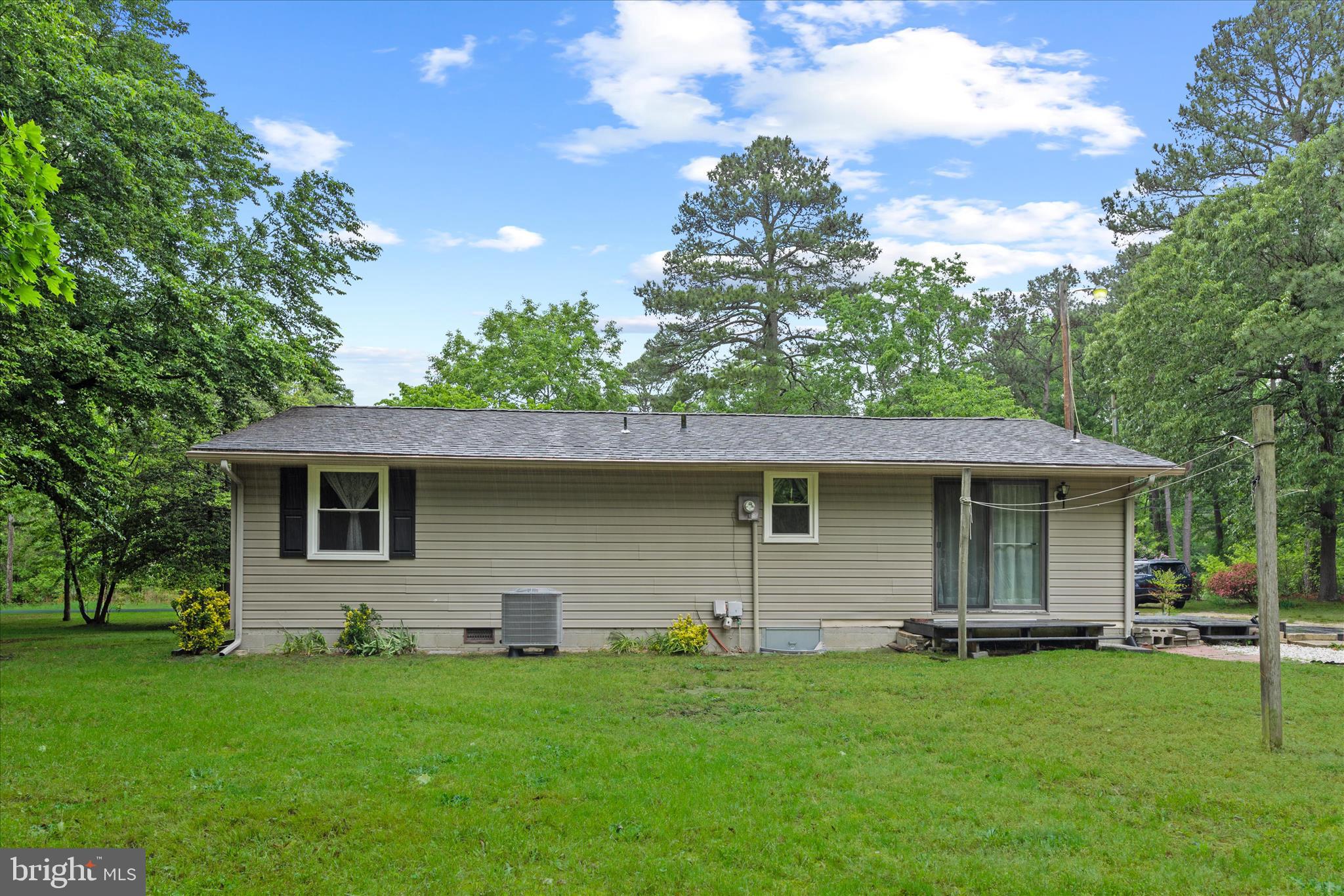 UPPER FERRY ACRES - Residential