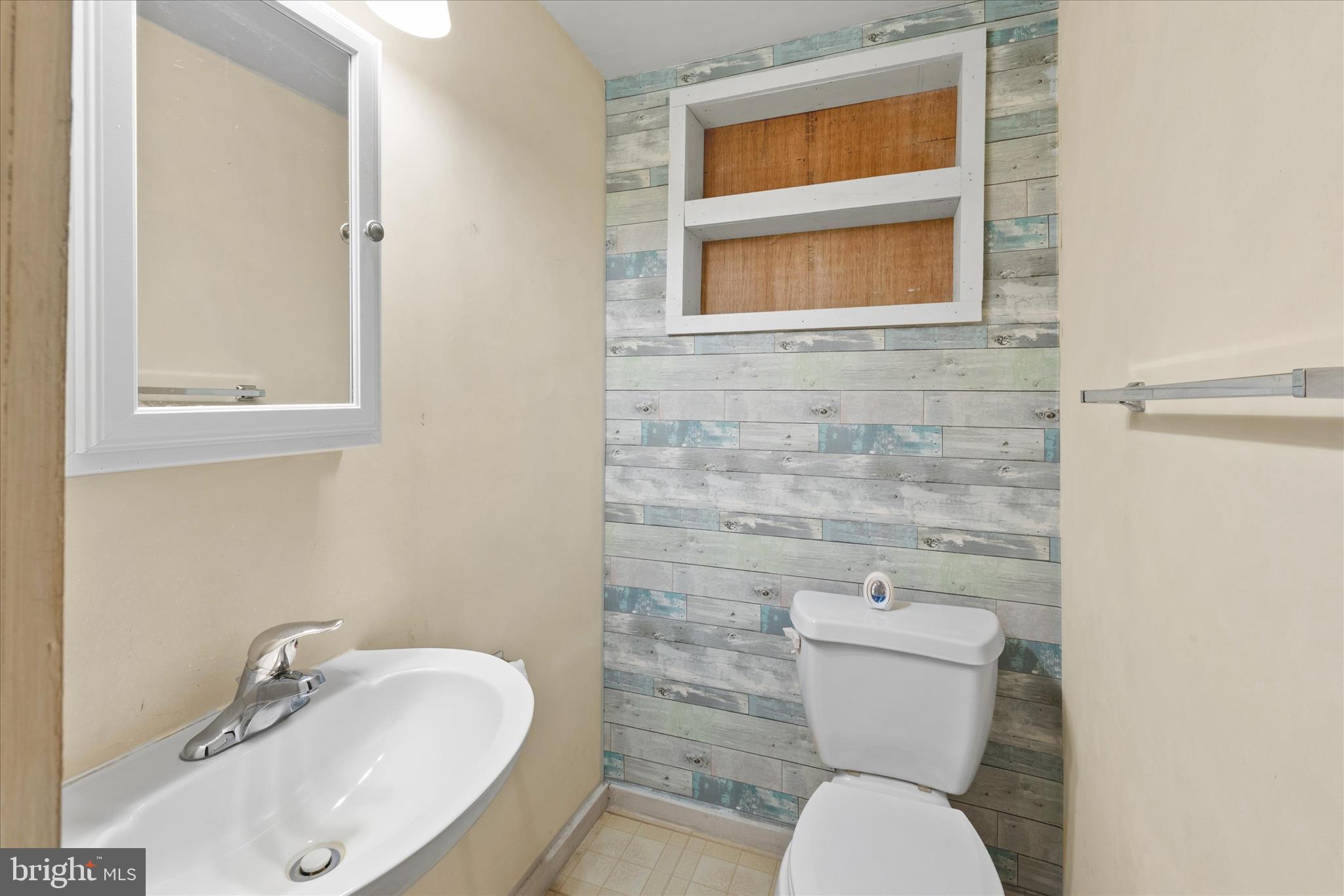 UPPER FERRY ACRES - Residential