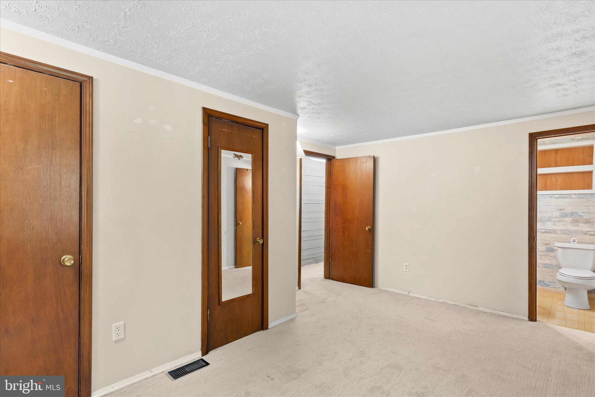 UPPER FERRY ACRES - Residential
