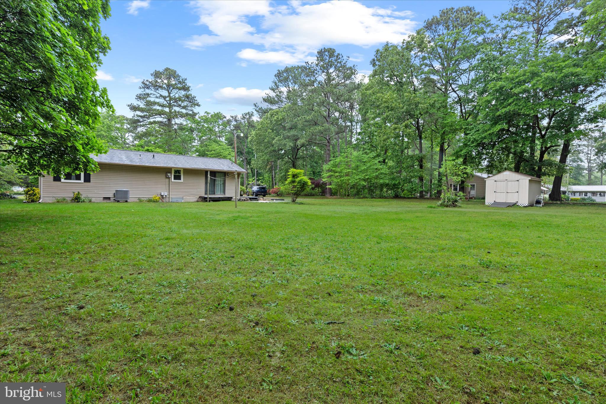 UPPER FERRY ACRES - Residential