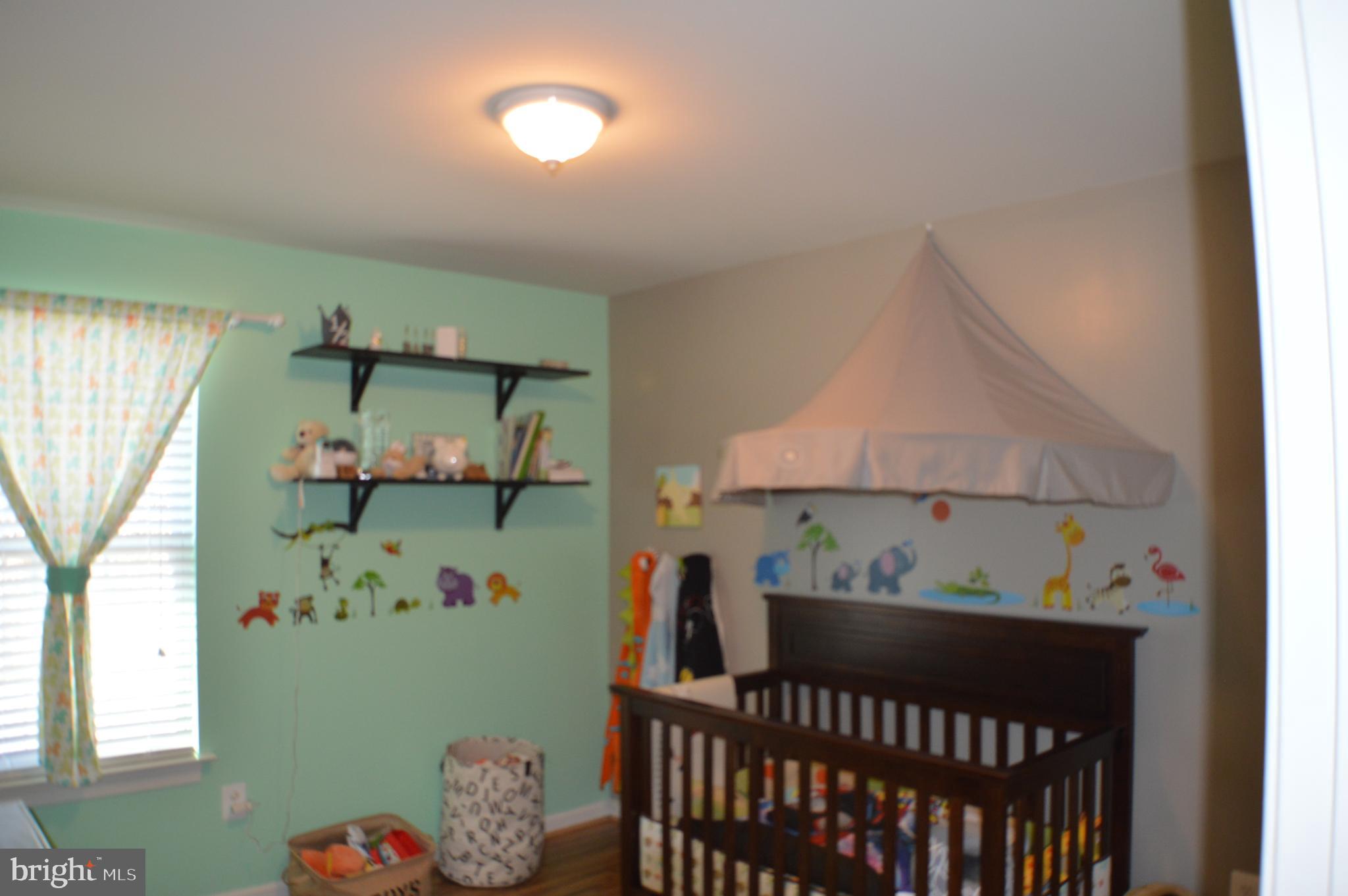 SAVANNAH VILLAGE - Residential Lease