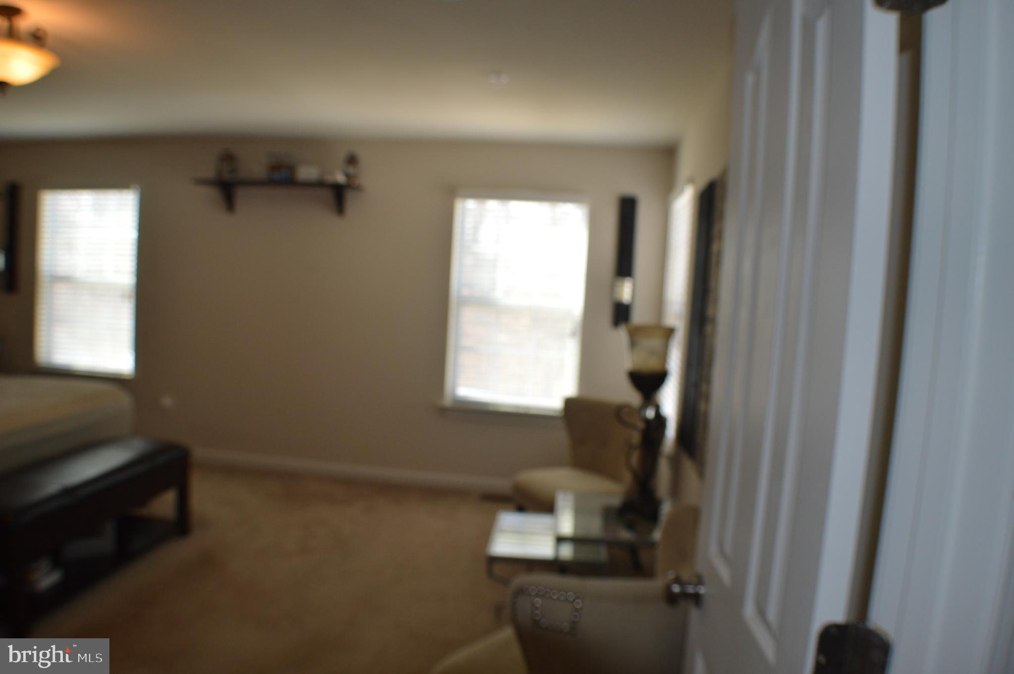 SAVANNAH VILLAGE - Residential Lease